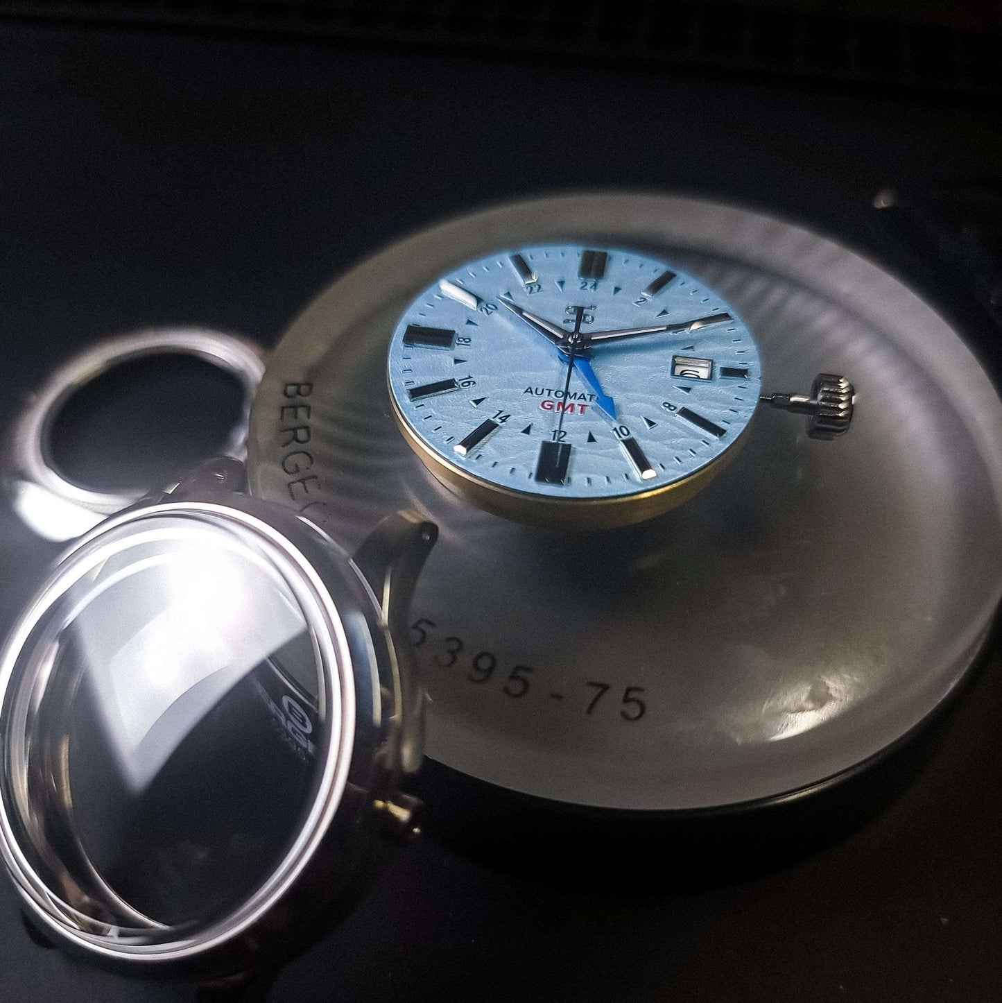 Modded Seiko Grand Tiffany Blue GMT: Timeless Design - MODTIME