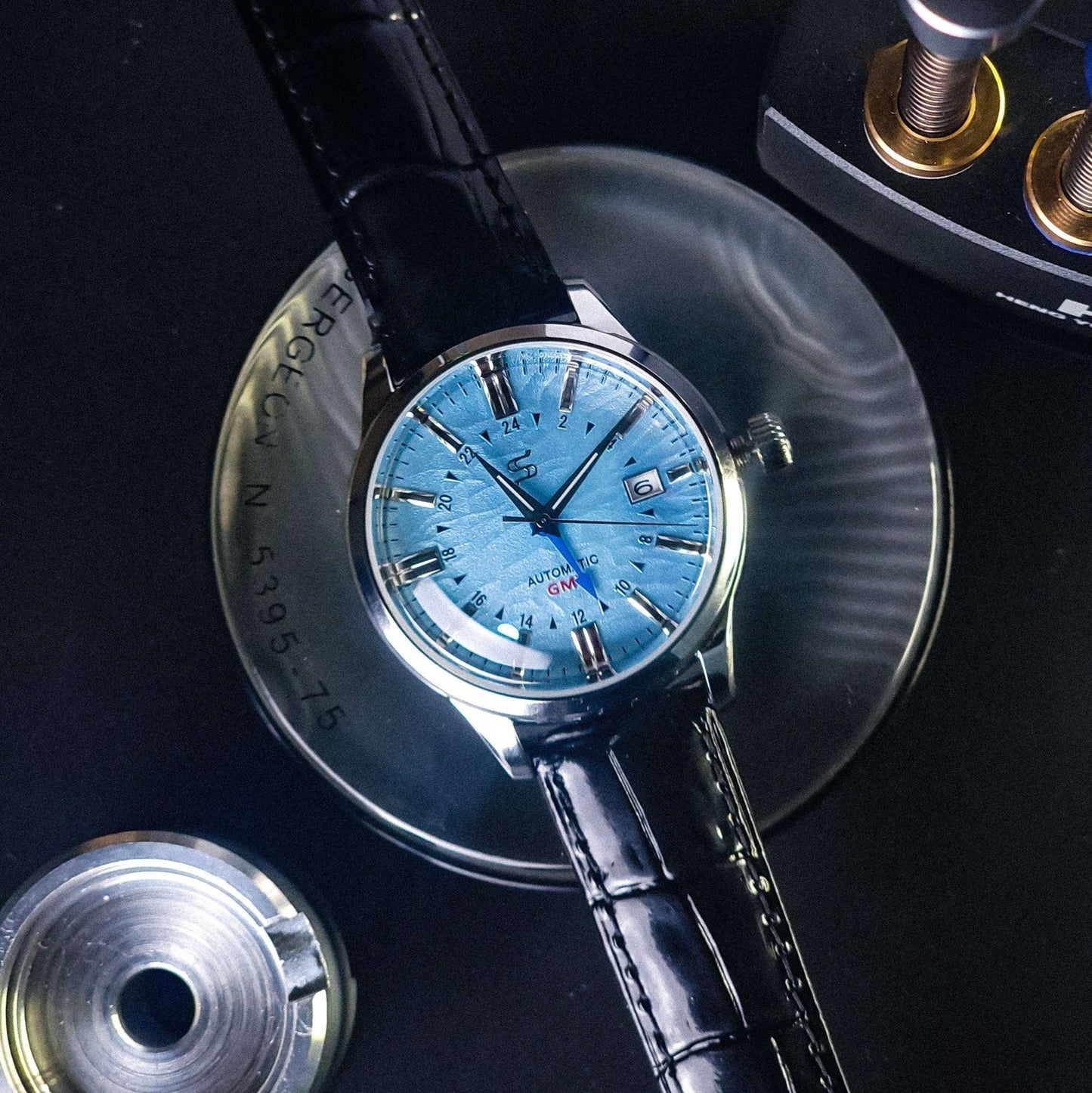Modded Seiko Grand Tiffany Blue GMT: Timeless Design - MODTIME