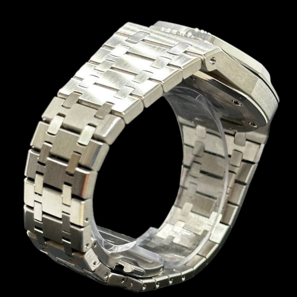 Seiko Modtime Luxury SeiOak Silver Arabic Mod with 41mm stainless steel case and sapphire crystal