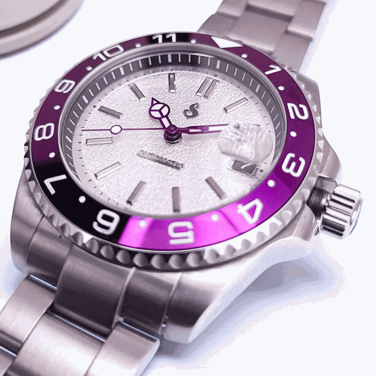 Modded S White Joker Seikmariner Diver - Modtime - MODTIME