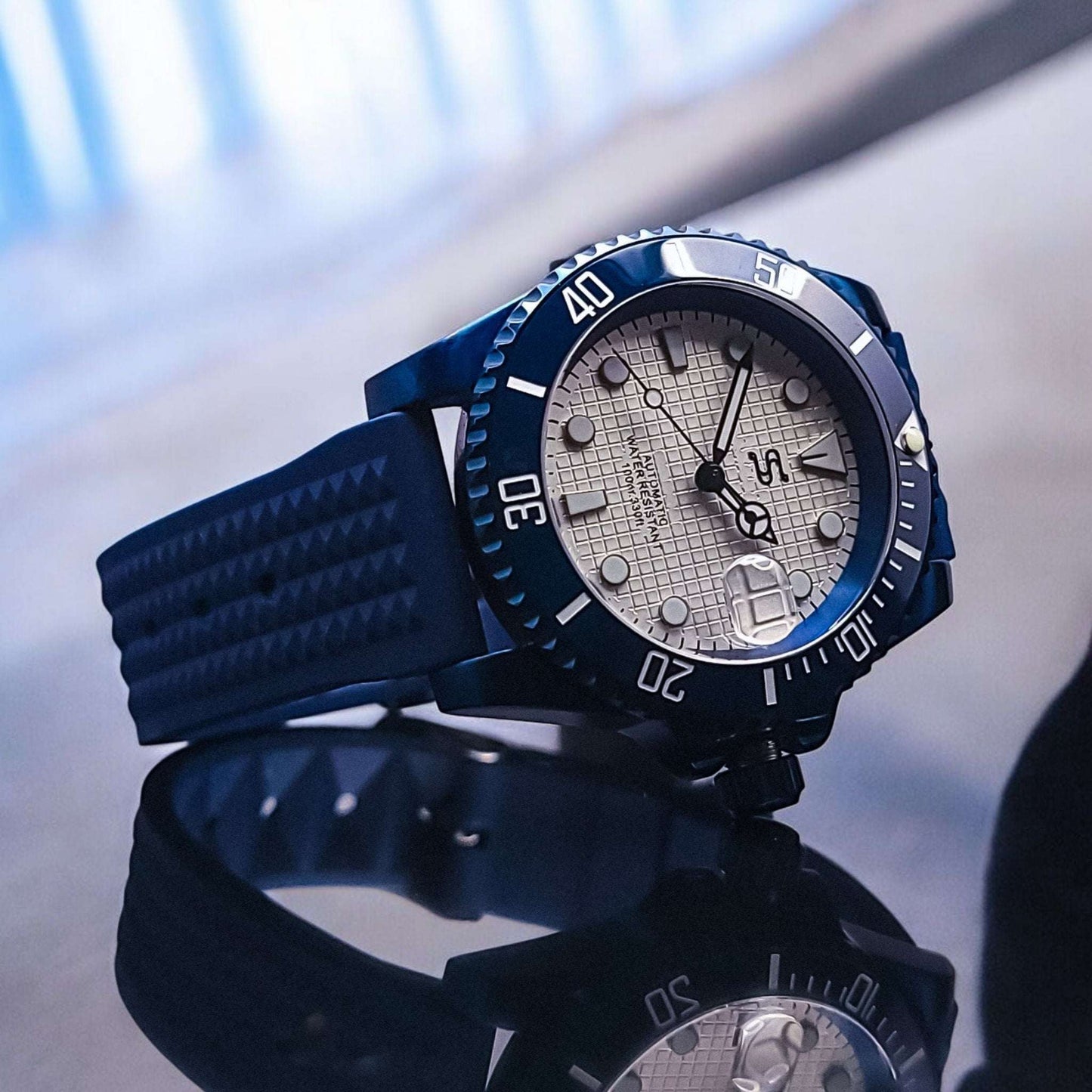 Modded Seiko Yachtmaster Blue White Seikomaster Diver Series - Modtime Creations