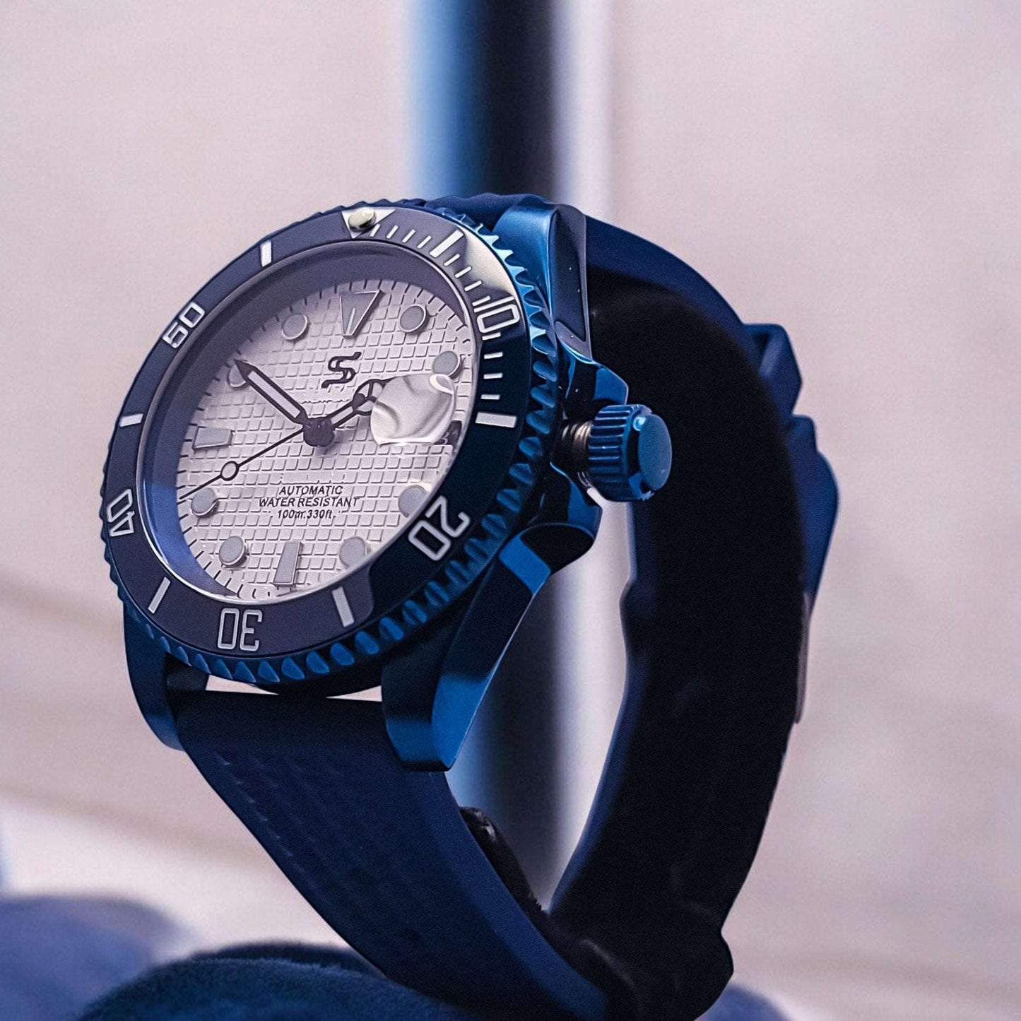 Modded Seiko Yachtmaster Blue White Seikomaster Diver Series - Modtime Creations
