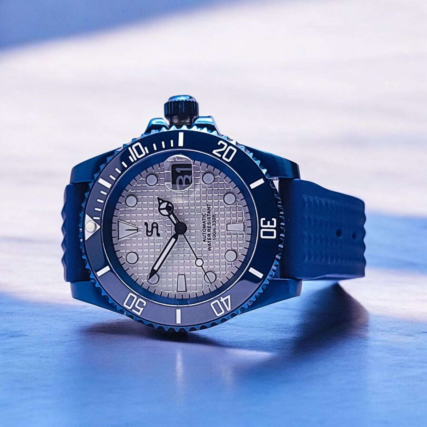 Modded Seiko Yachtmaster Blue White Seikomaster Diver Series - Modtime Creations