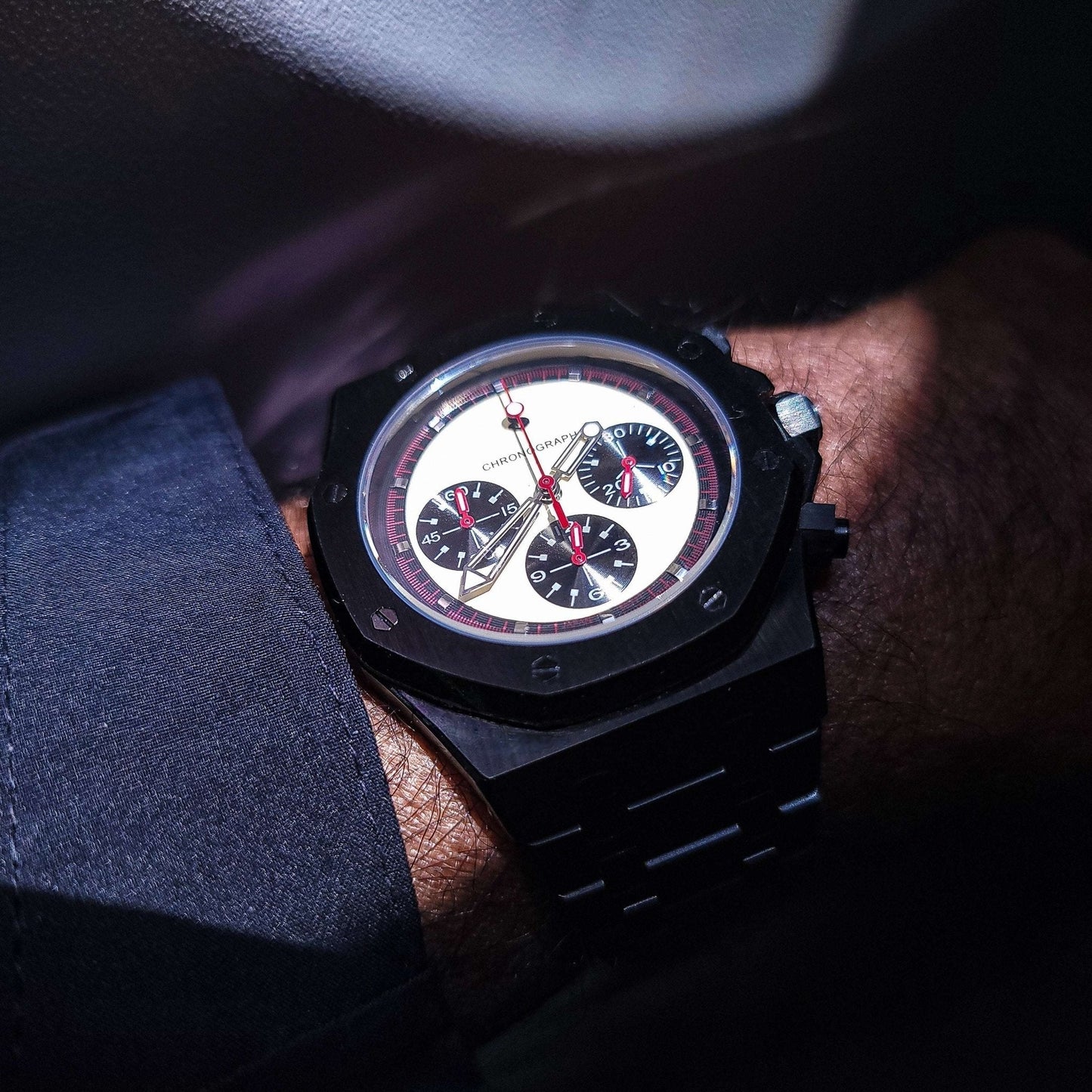 Heritage Oak Modded Seiko chronograph watch with vintage dial and stainless steel bracelet