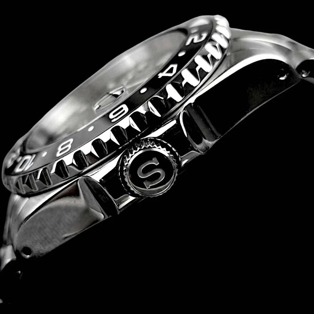 Seiko Mod Submariner Watch with a 42mm SKX Grey Black Bruce Wayne Bezel case built by Modtime Creations