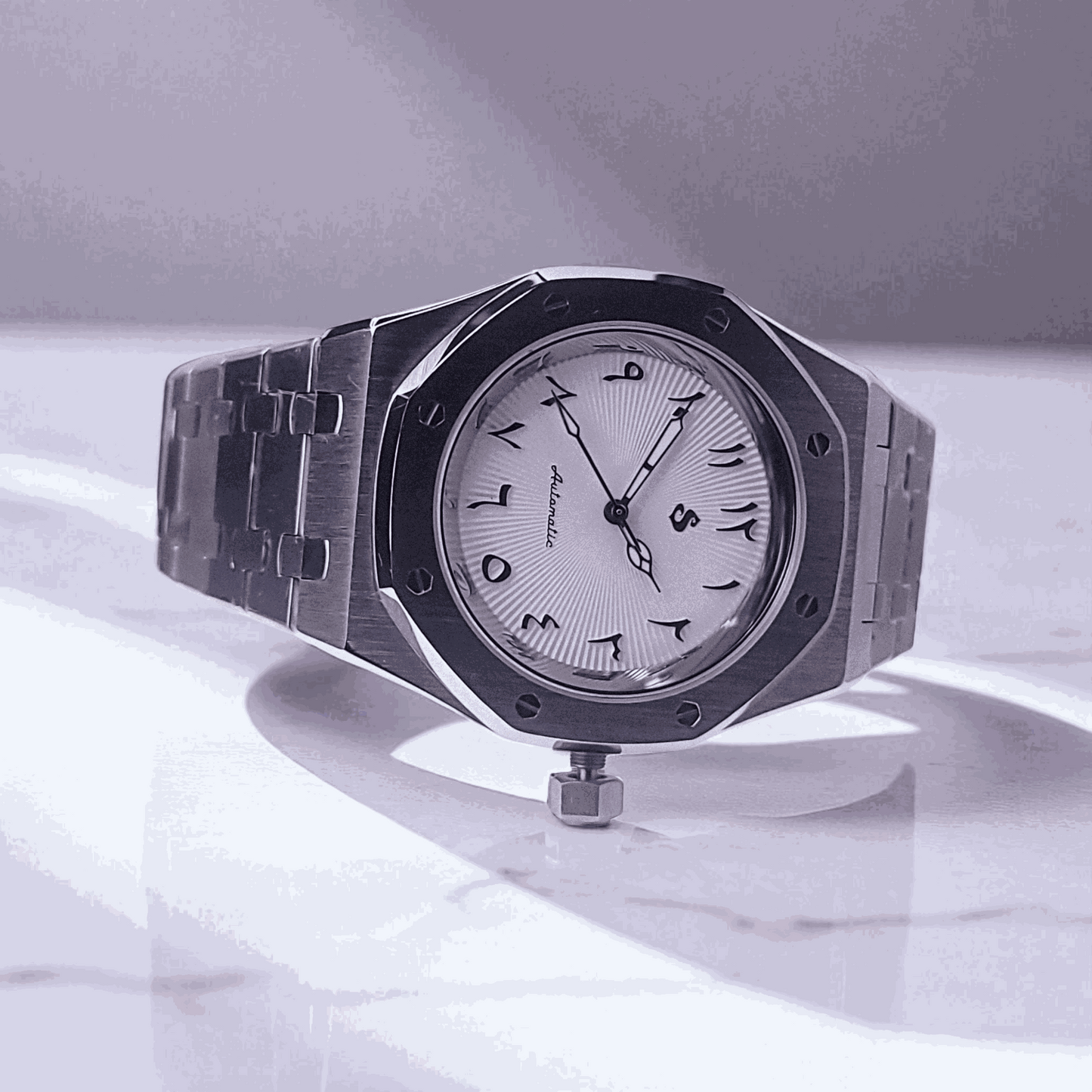 Seiko Mod Heritage Oak luxury watch with 41mm stainless steel case and sapphire crystal