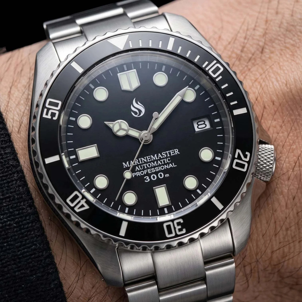 SeikMariner SKX 42 MM Black Dial Diver Mod Watch Series - Modtime Creations
