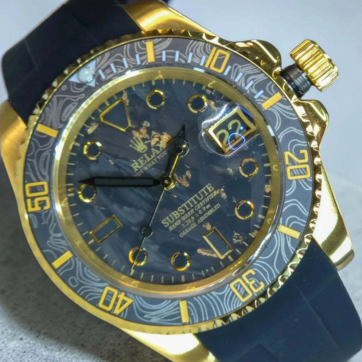 Seiko Mod Submariner Carbon Fiber Gold Black Dial at modtime creations