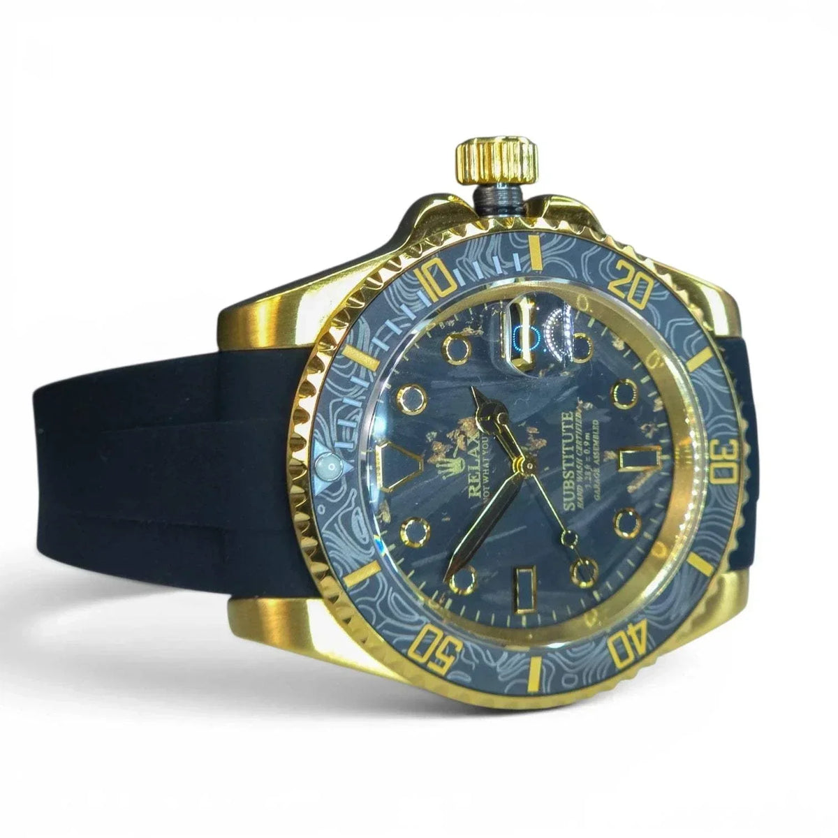 Seiko Mod Submariner Carbon Fiber Gold Black Dial at modtime creations