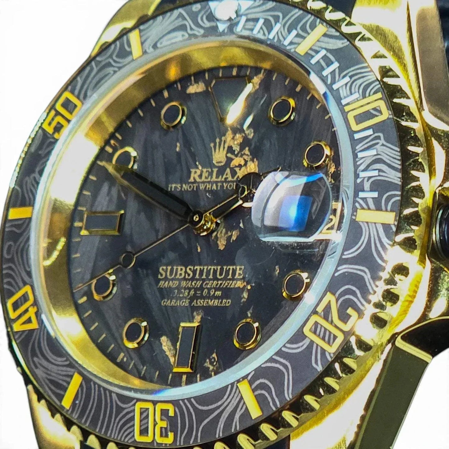 Seiko Mod Submariner Carbon Fiber Gold Black Dial at modtime creations