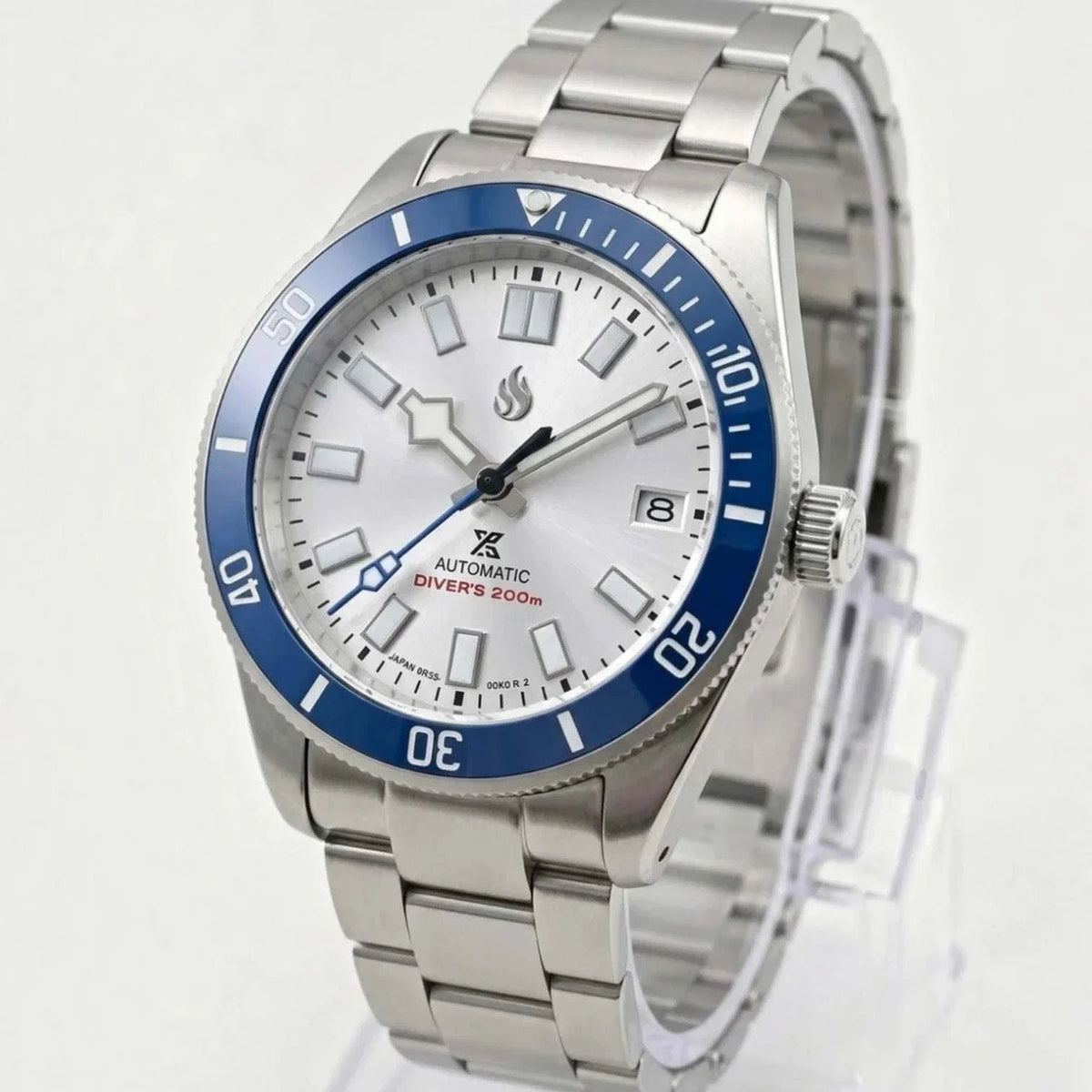 Seiko Mod watches Tudor Pelagos submariner fusion with Blue Bezel and white dial built by Modtime Creations 