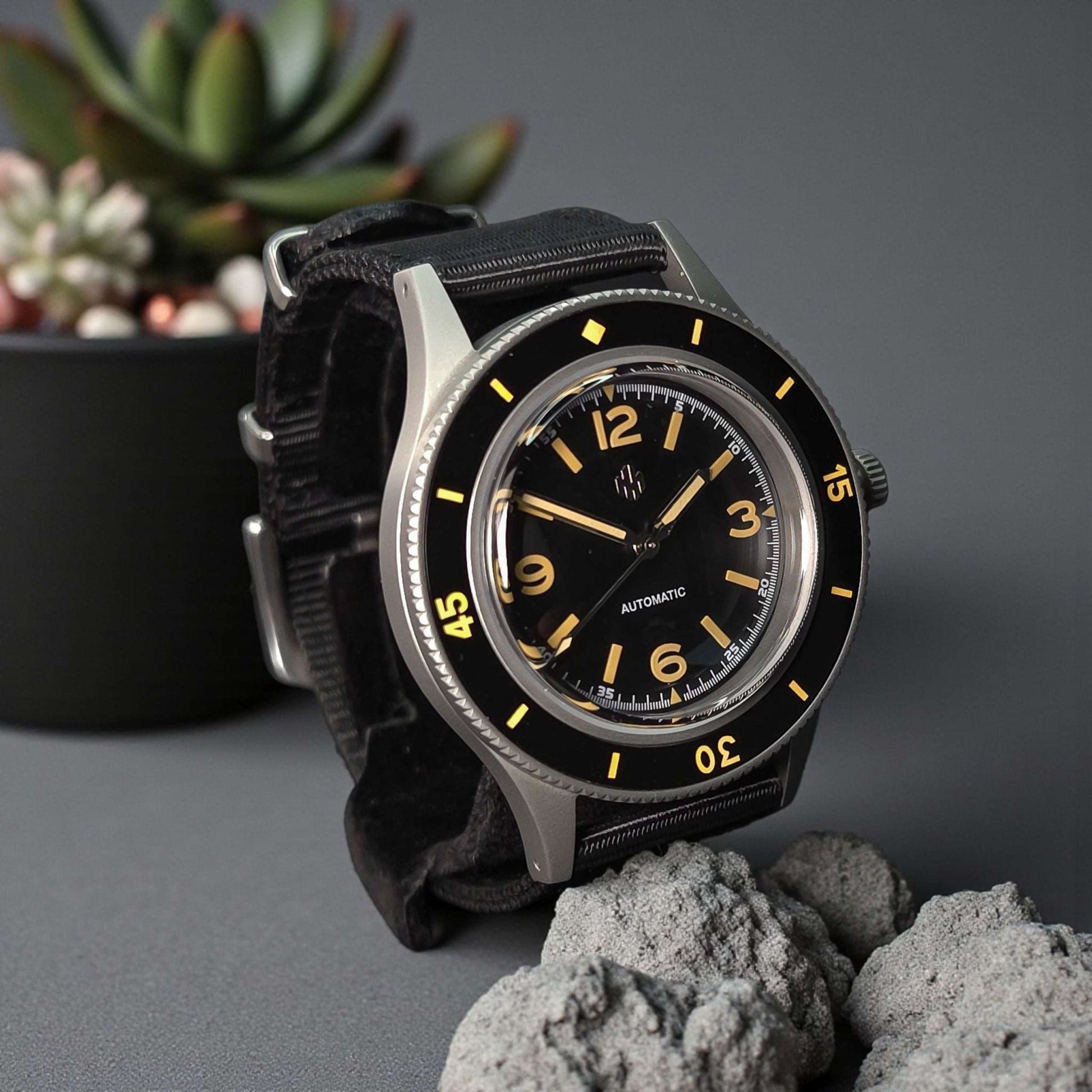 Custom S Mod Fathom Vintage Diver Series - MODTIME