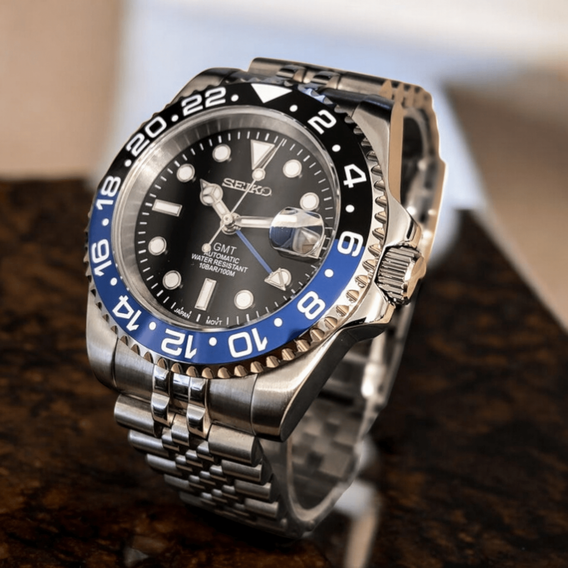 Custom Seiko Mod " Batman " GMT Series - Modtime 