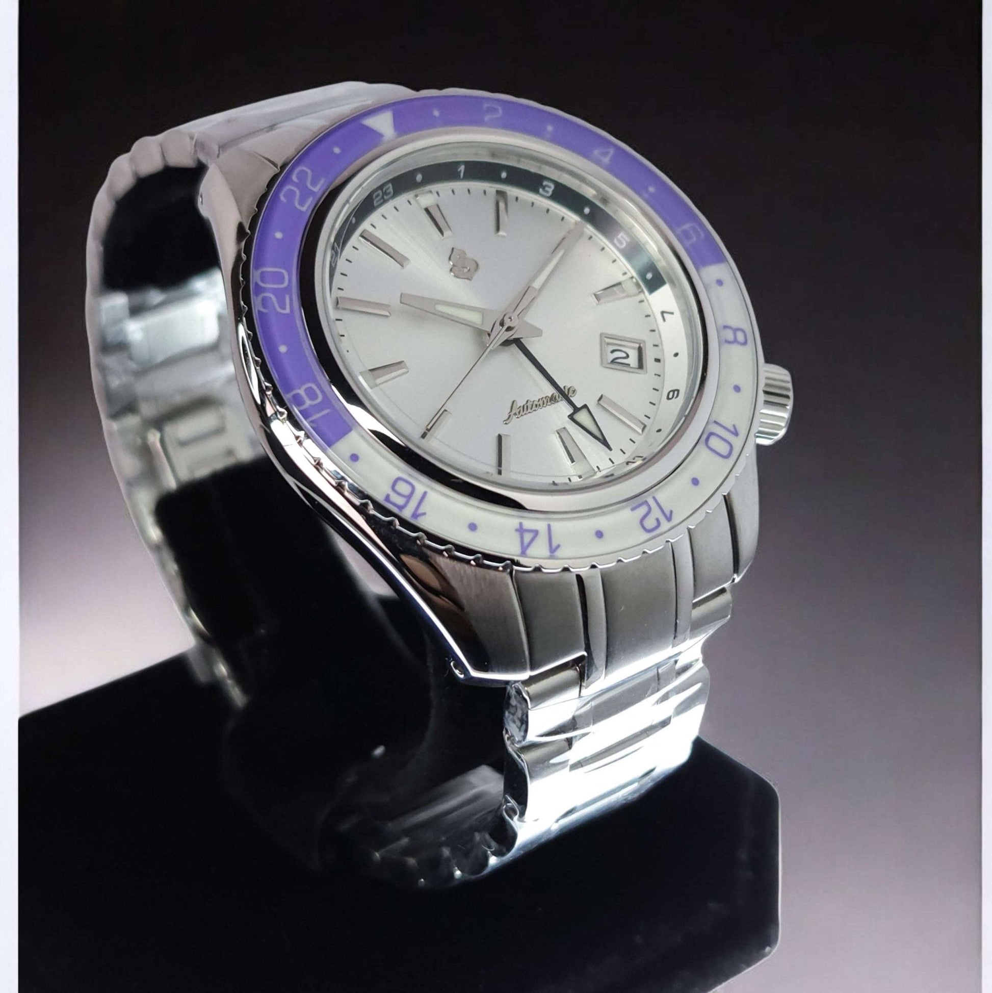 Modded Seiko Automatic GMT: Purple White Bezel - MODTIME