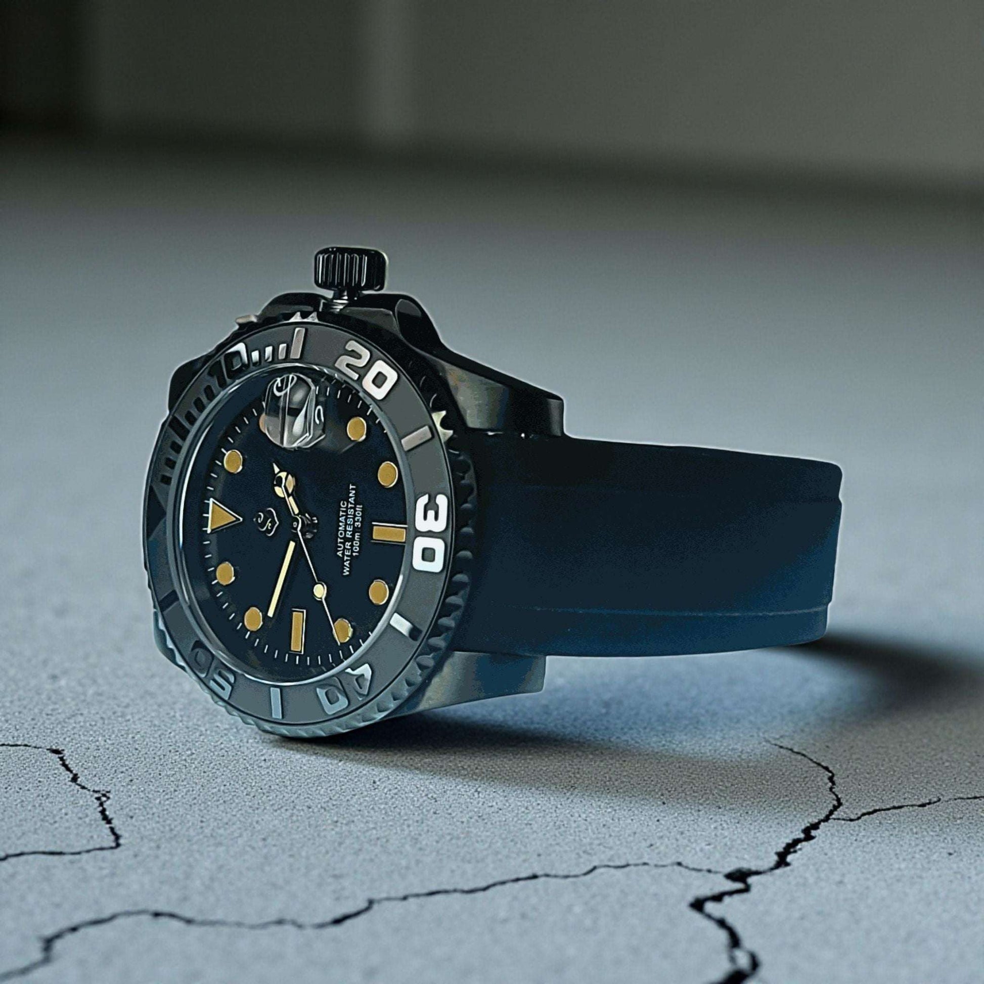 Modded Seiko Yachtmaster aka SeikoMaster Diver Black Gold Stainless Steel - Modtime Creations