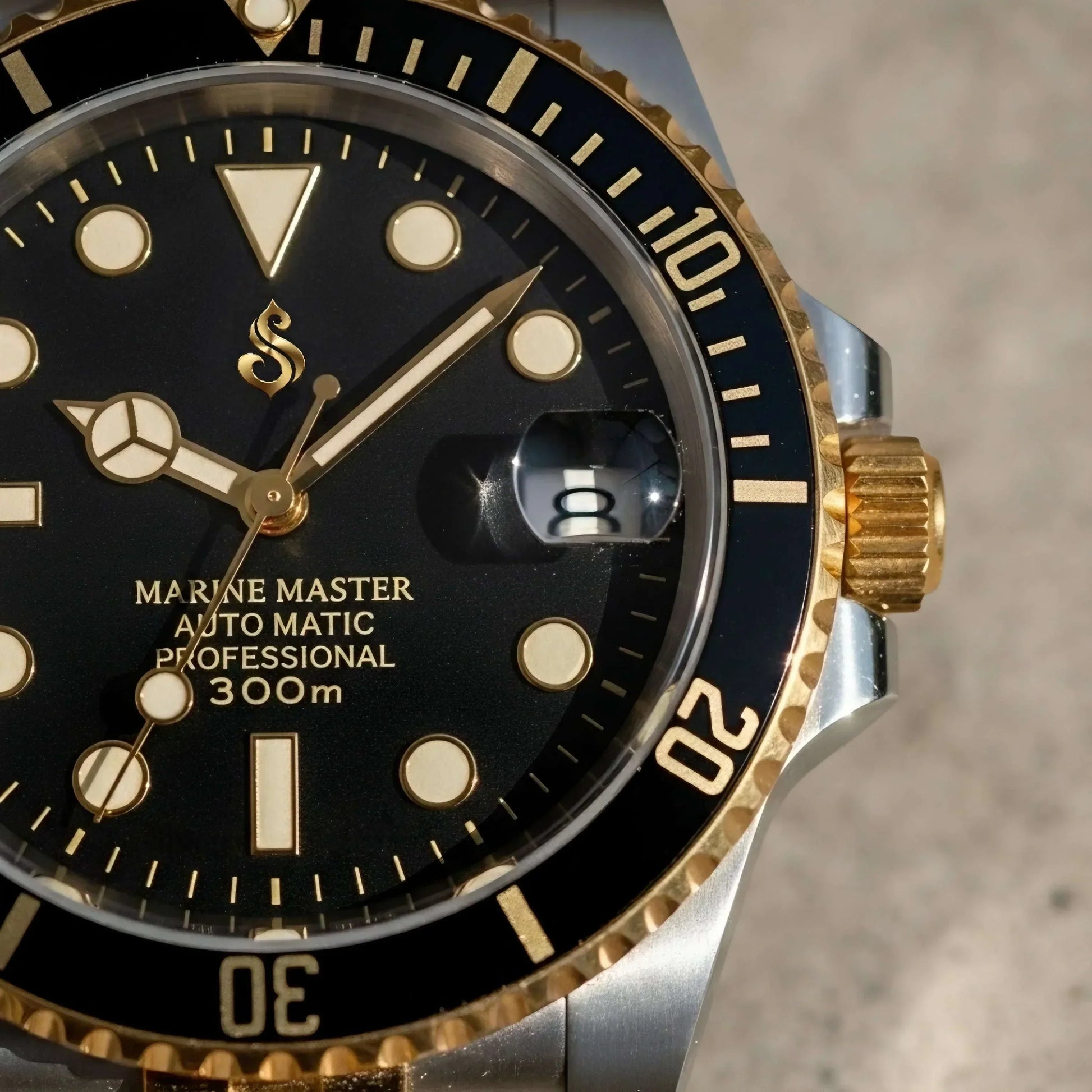 SeikMariner Black Gold two-tone Seiko Mod luxury dive watch with NH35 movement and sapphire crystal