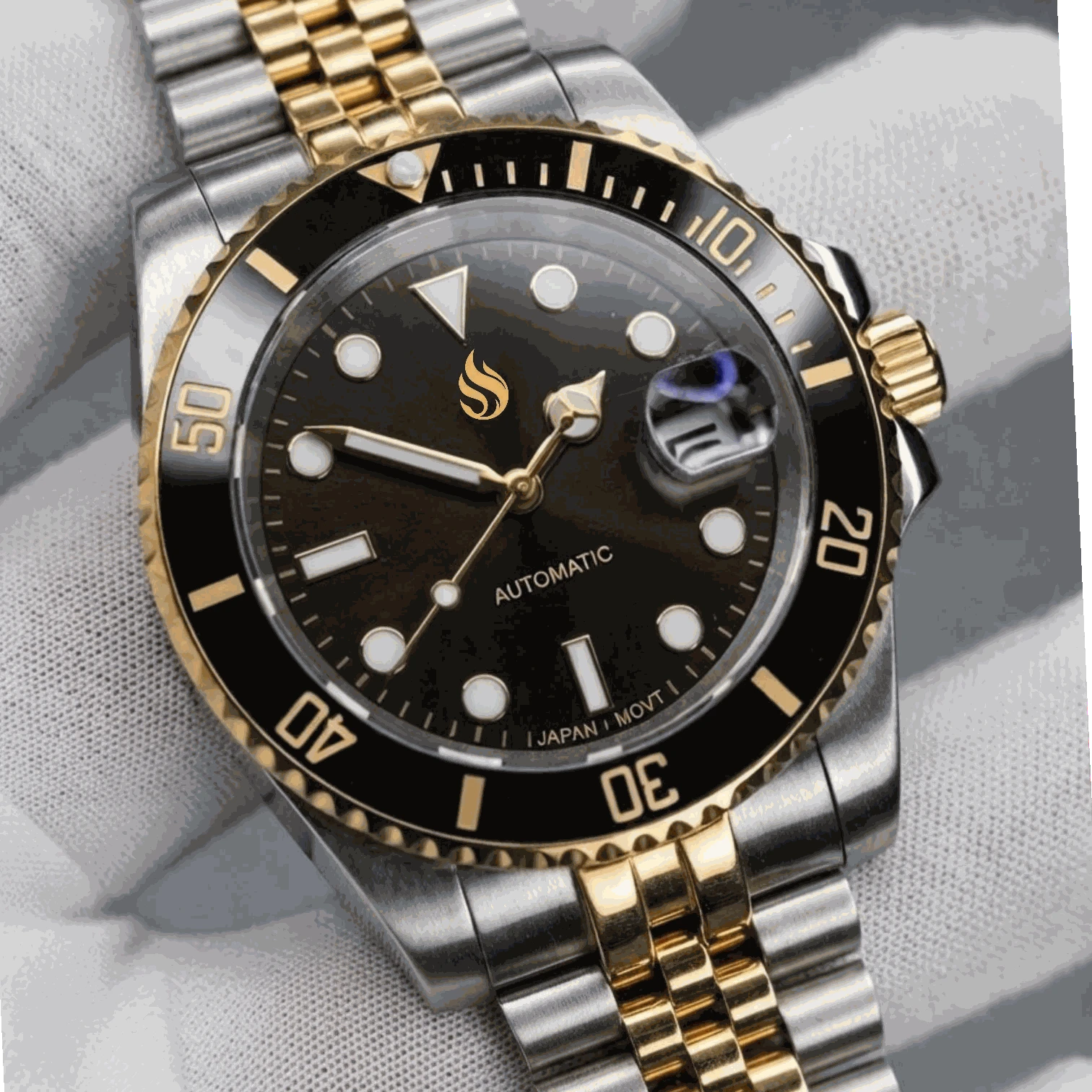 Seiko Mod Watches Submariner Black Gold two-tone diver watch with sapphire crystal and stainless steel case