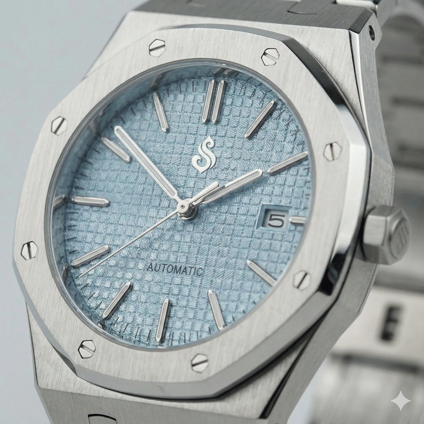 Luxury SeiOak Tiff Blue Seiko Mod with 41mm stainless steel case and sapphire crystal by Modtime Creations