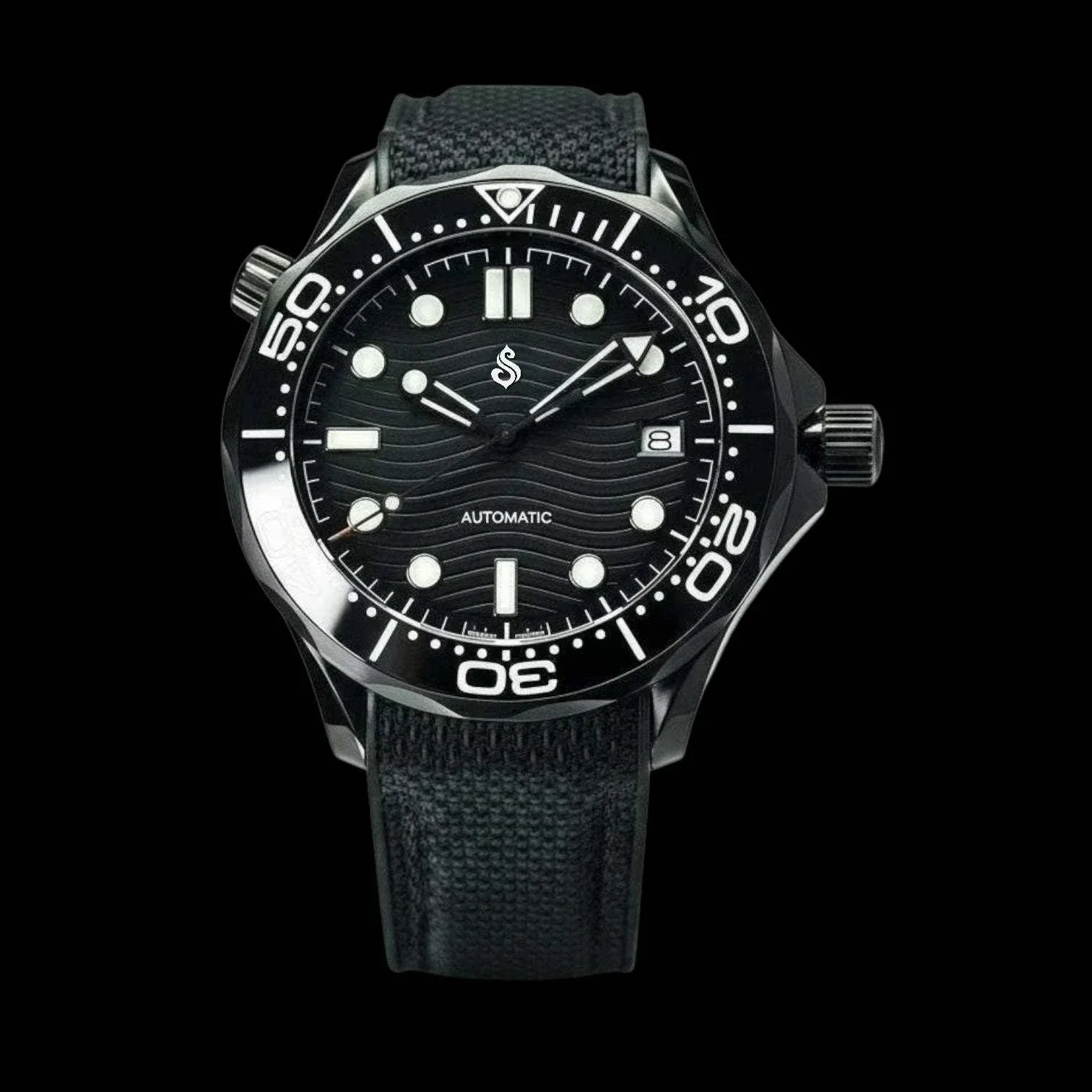 Seiko mod stealth black dial luxury diver watch with rubber bracelet