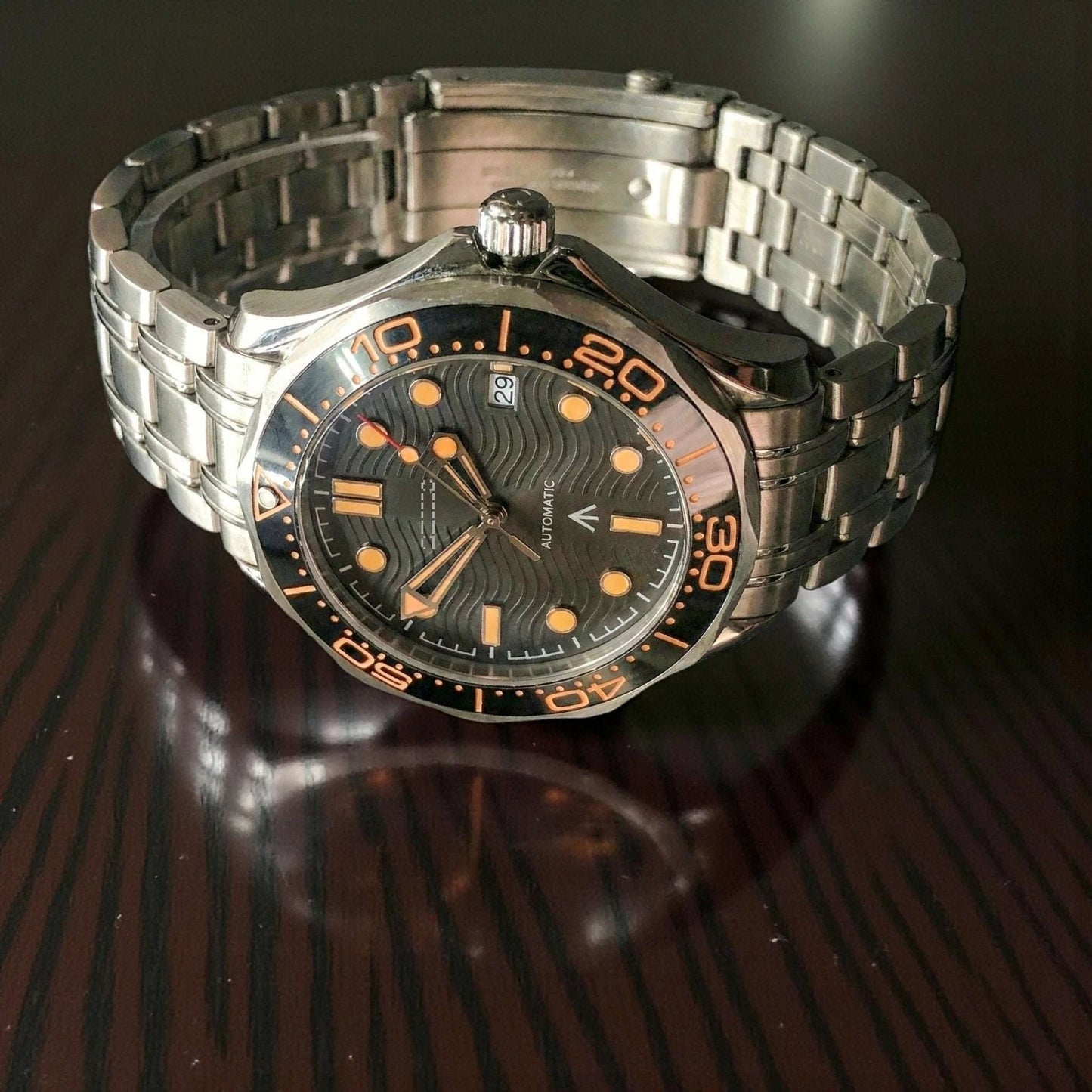 Master 007 Homage Black Dial Mod: Dive into Classic Style