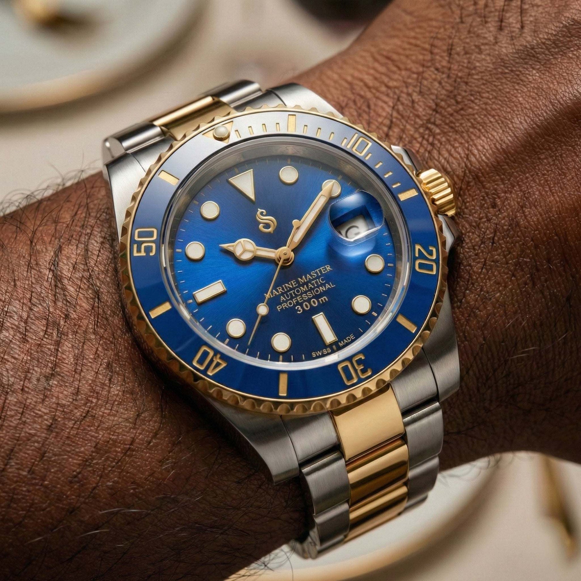 SeikMariner two-tone blue gold "Smurf" luxury Seiko mod watch with NH35 automatic movement and sapphire crystal