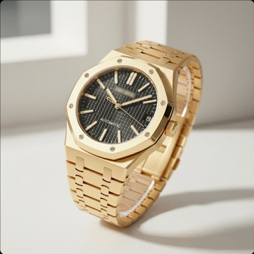 Seiko Mod Heritage Oak SeiOak black dial luxury watch with stainless steel case and sapphire crystal