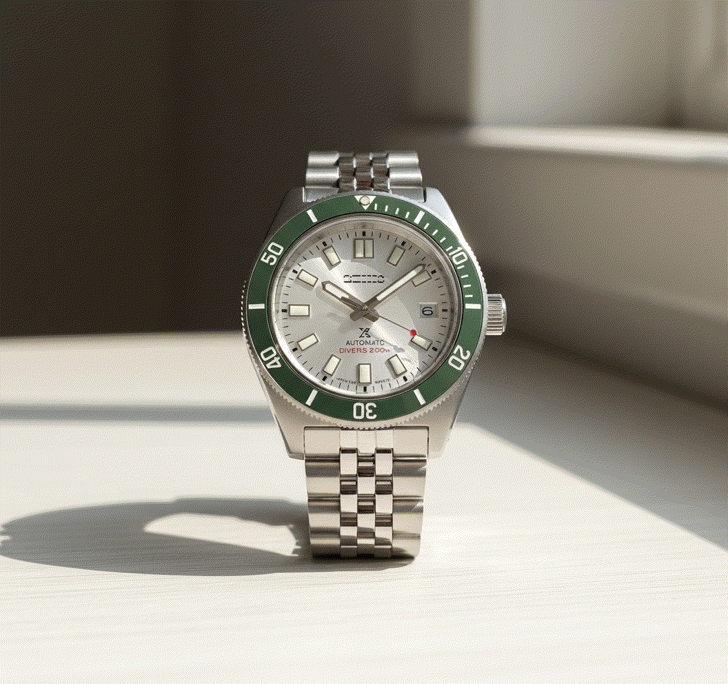 SeikMariner Green White Diver Vintage Mod - Modtime