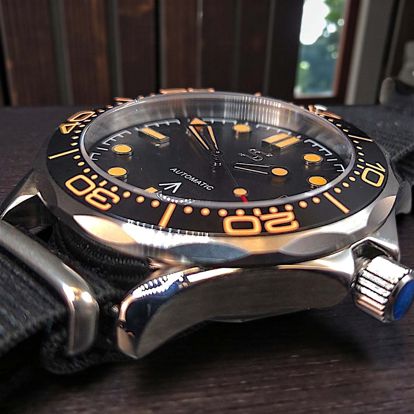 Master 007 Homage Black Dial Mod: Dive into Classic Style