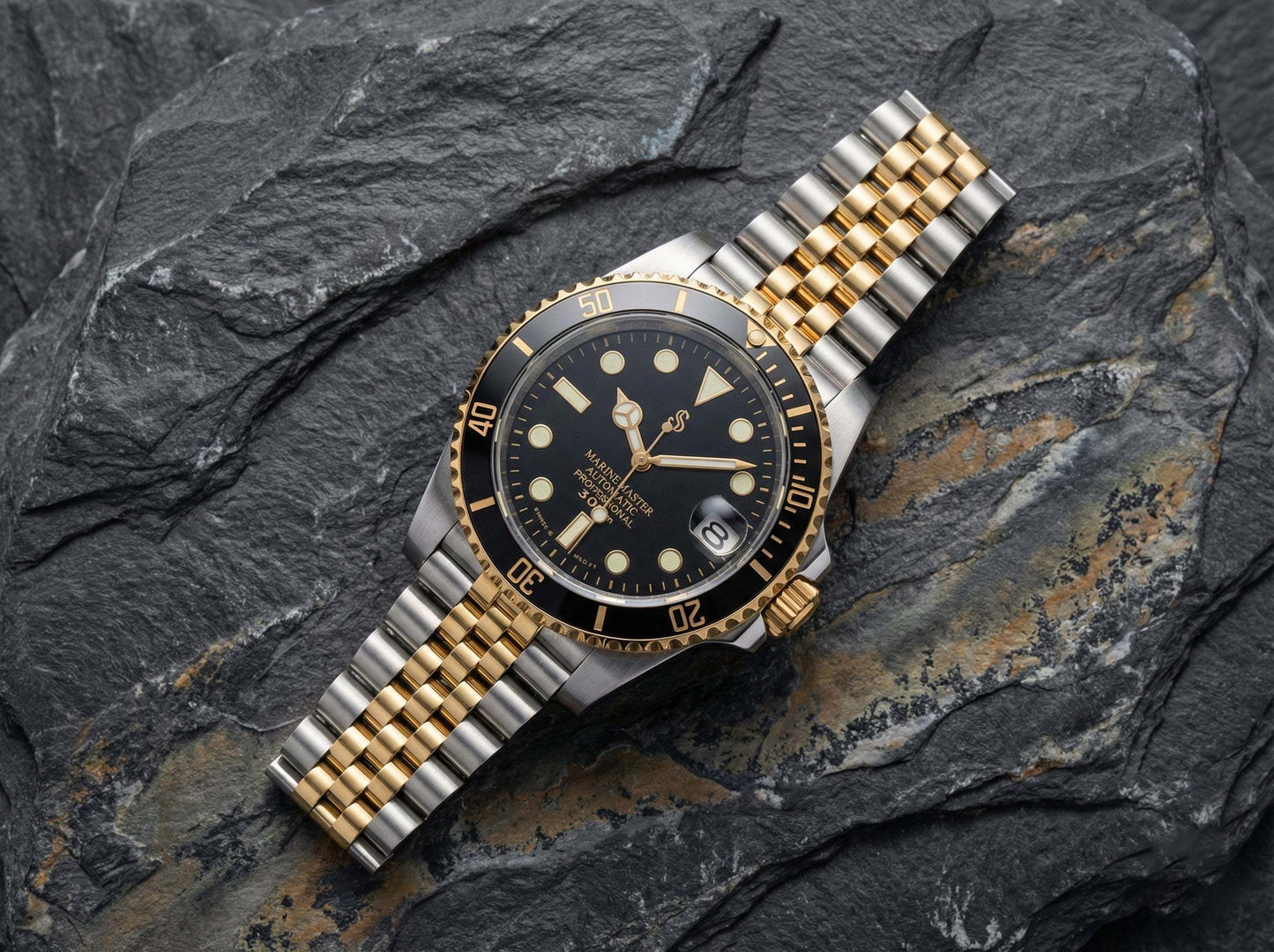 SeikMariner Black Gold two-tone Seiko Mod luxury diver watch with NH35 automatic movement and sapphire crystal