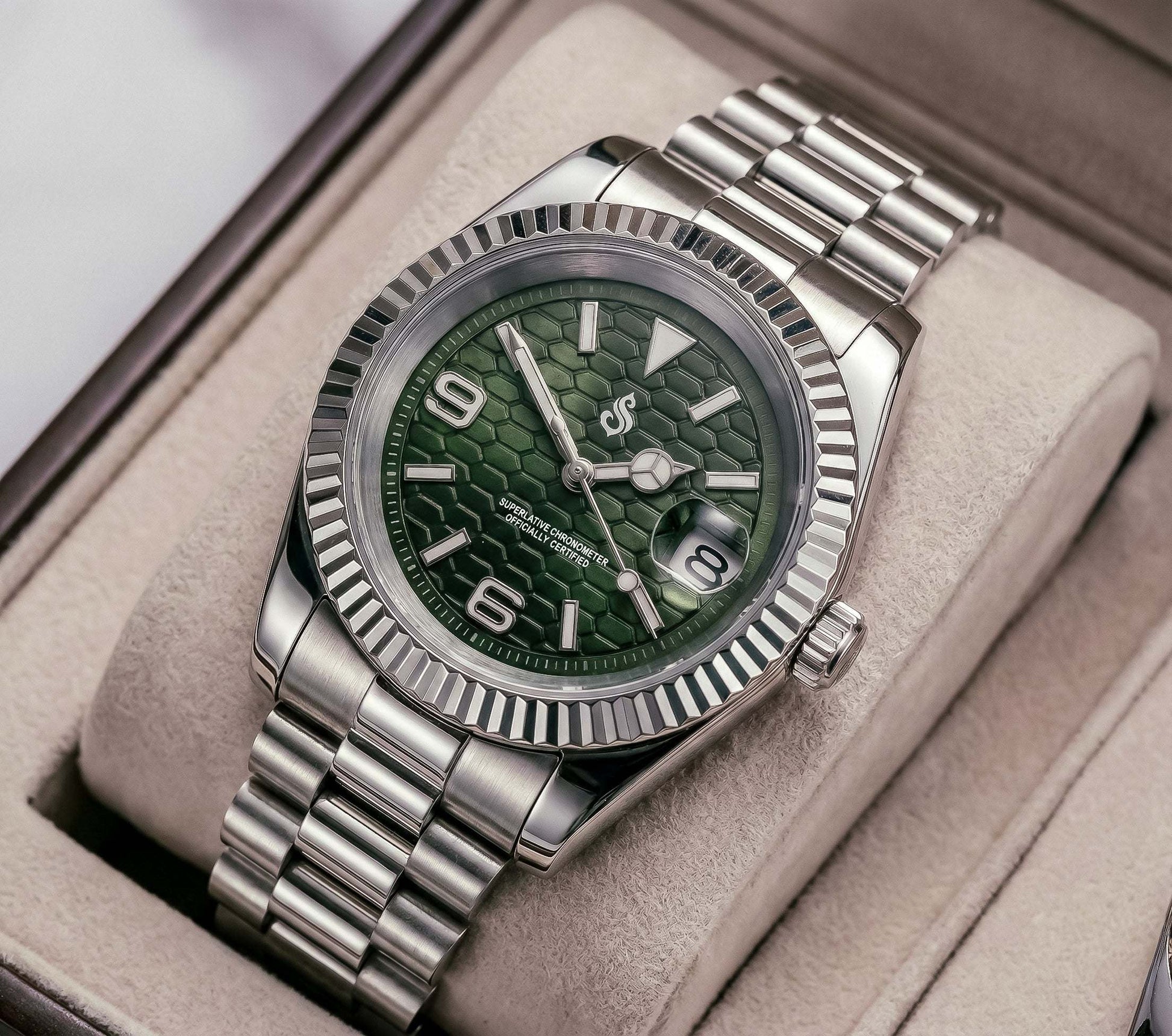 Seiko Mod with silver green dial and date window by Modtime Creations