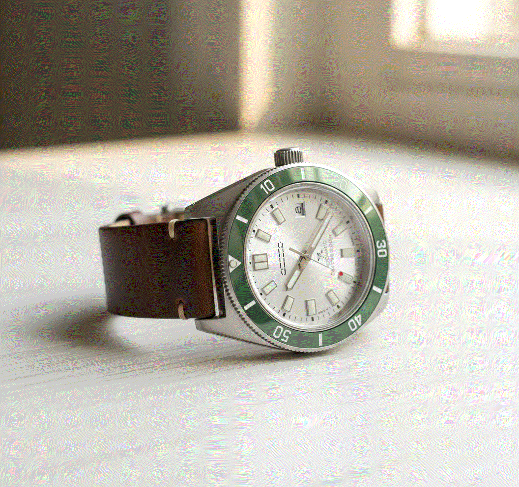 SeikMariner Green White Diver Vintage Mod - Modtime