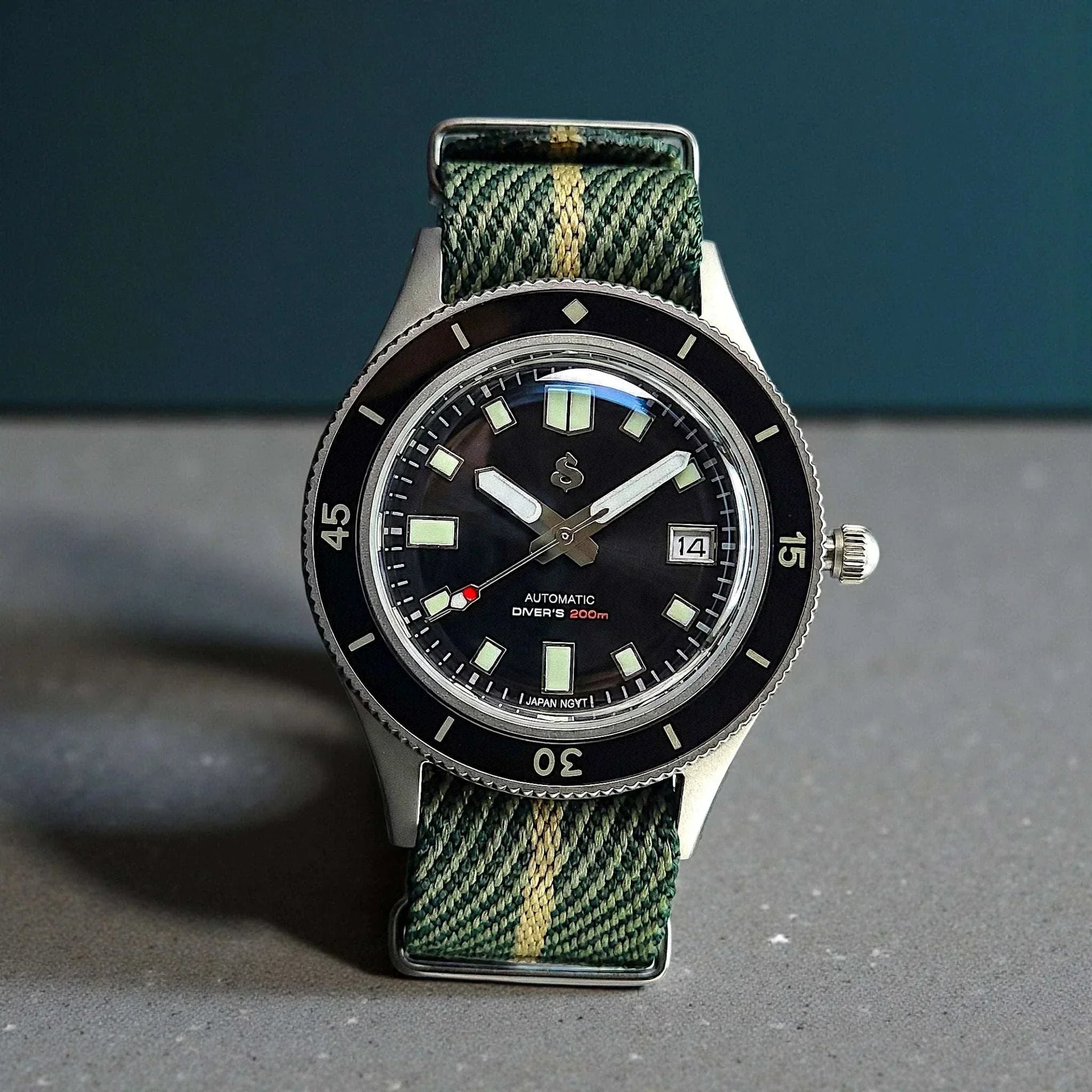 Custom vintage diver watch dial mod by Modtime Creations inspired by classic Seiko Mod design