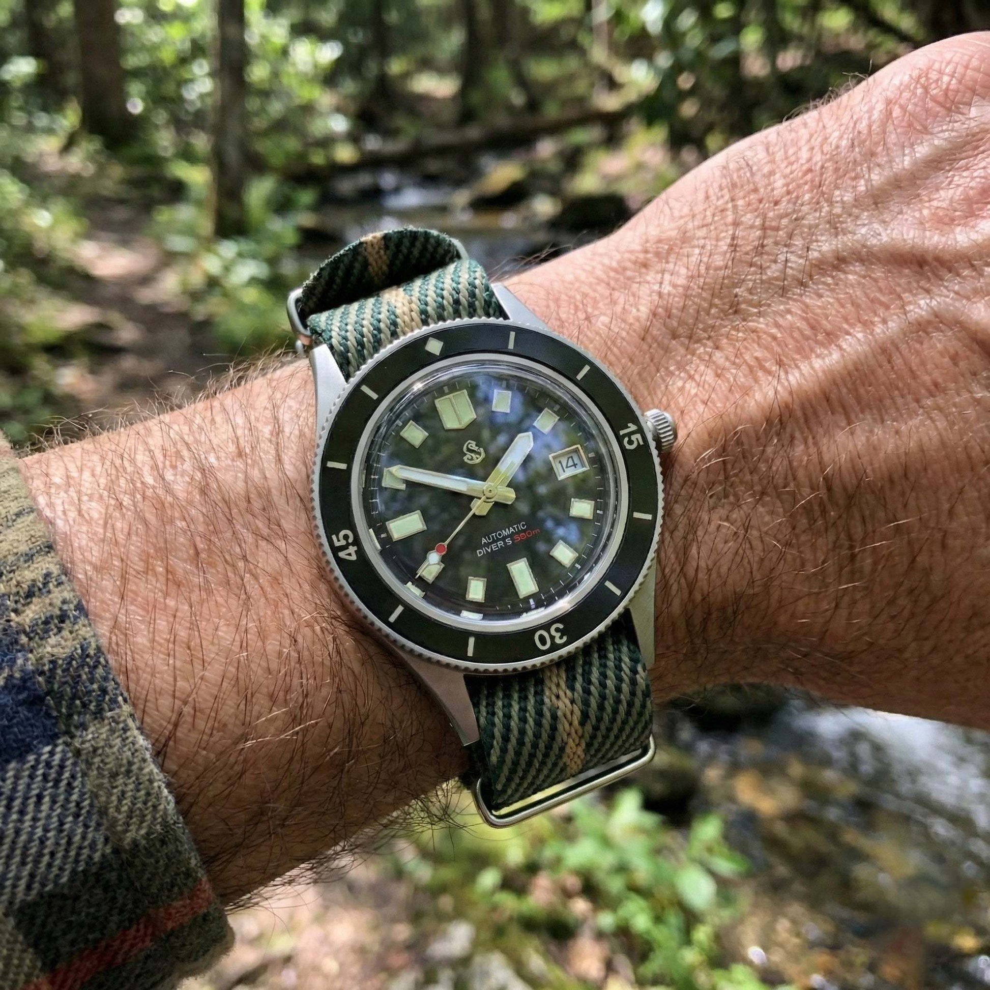 Custom Seiko Mod vintage diver watch with ceramic bezel and sapphire crystal by Modtime