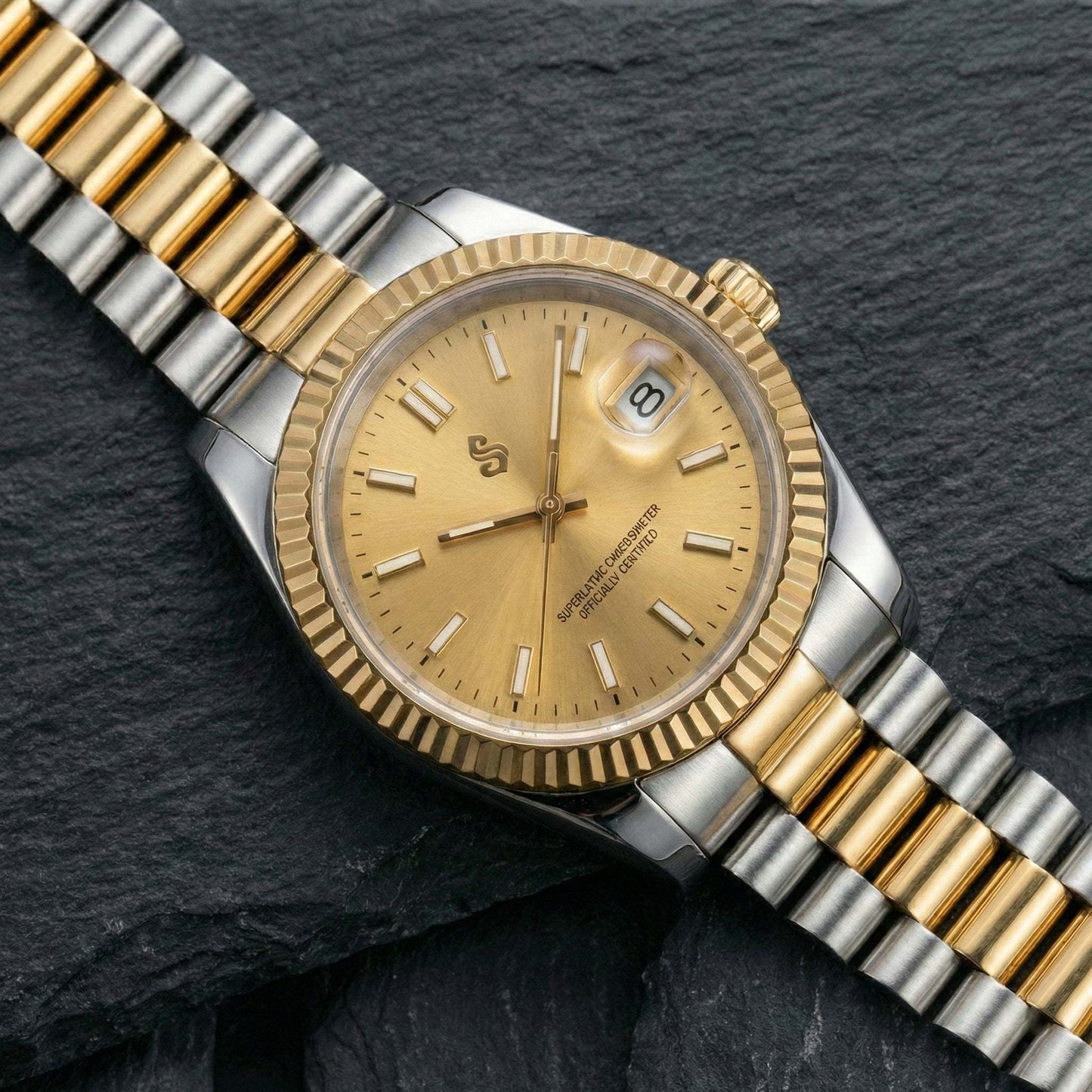 SeikJust two-tone gold Seiko Mod with date window by Modtime Creations