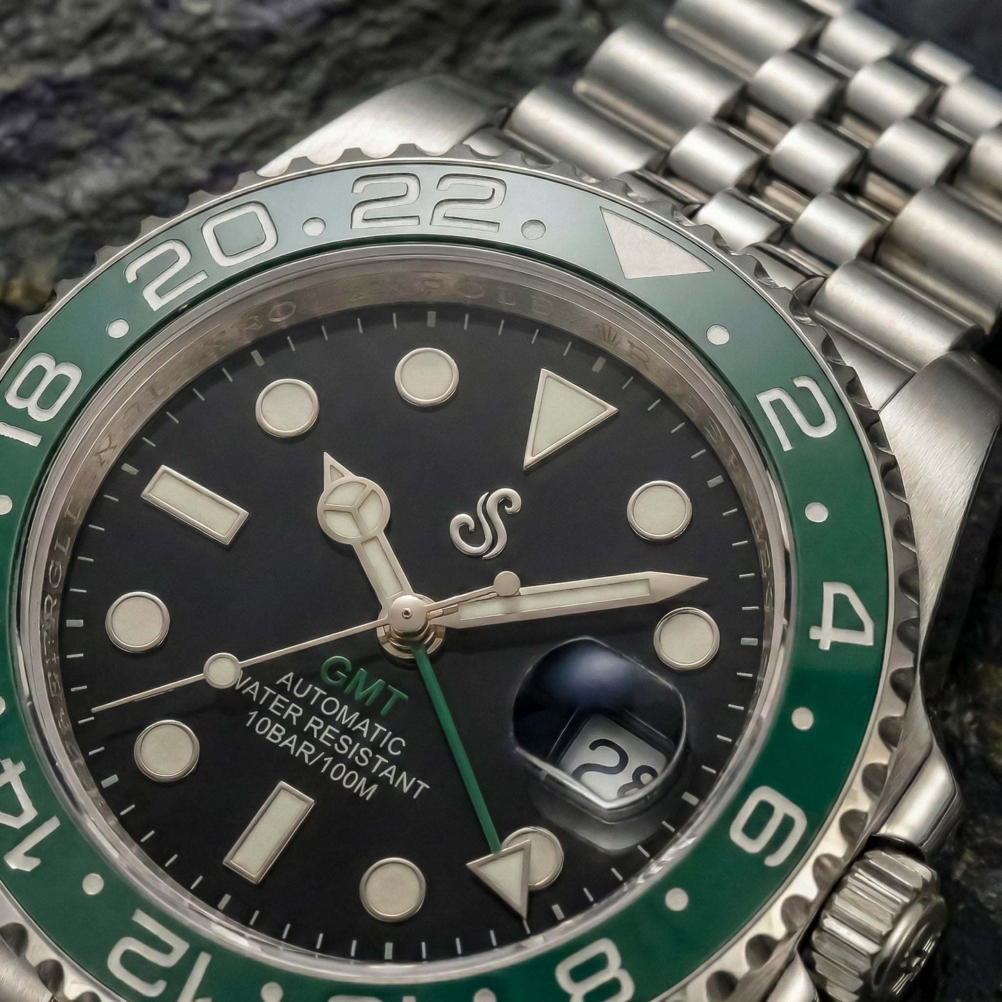 Seiko Mod - GMT Green Bezel "Starbucks" Mod Series | Modtime 