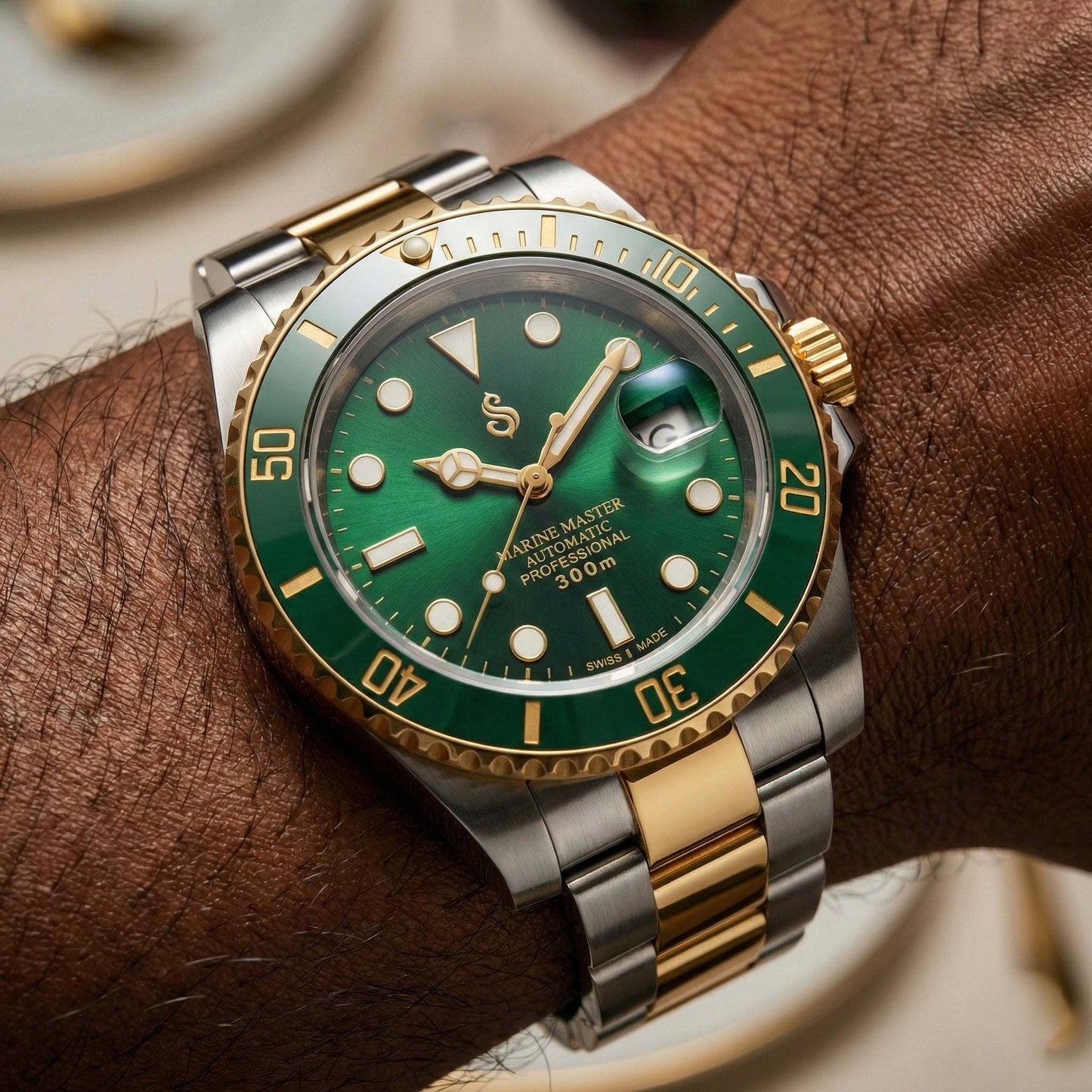 SeikMariner Two-Tone Green Gold Seiko Mod luxury diver watch with NH35 automatic movement and sapphire crystal