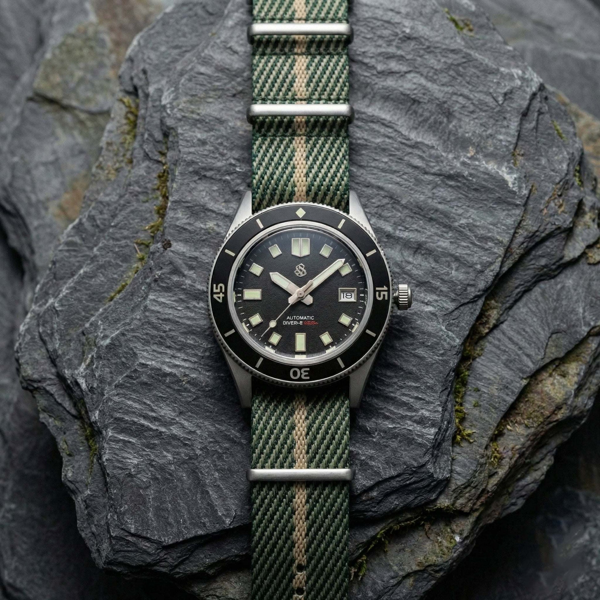 Seiko Mod Custom Fathom Vintage Diver watch with sapphire crystal and stainless steel case