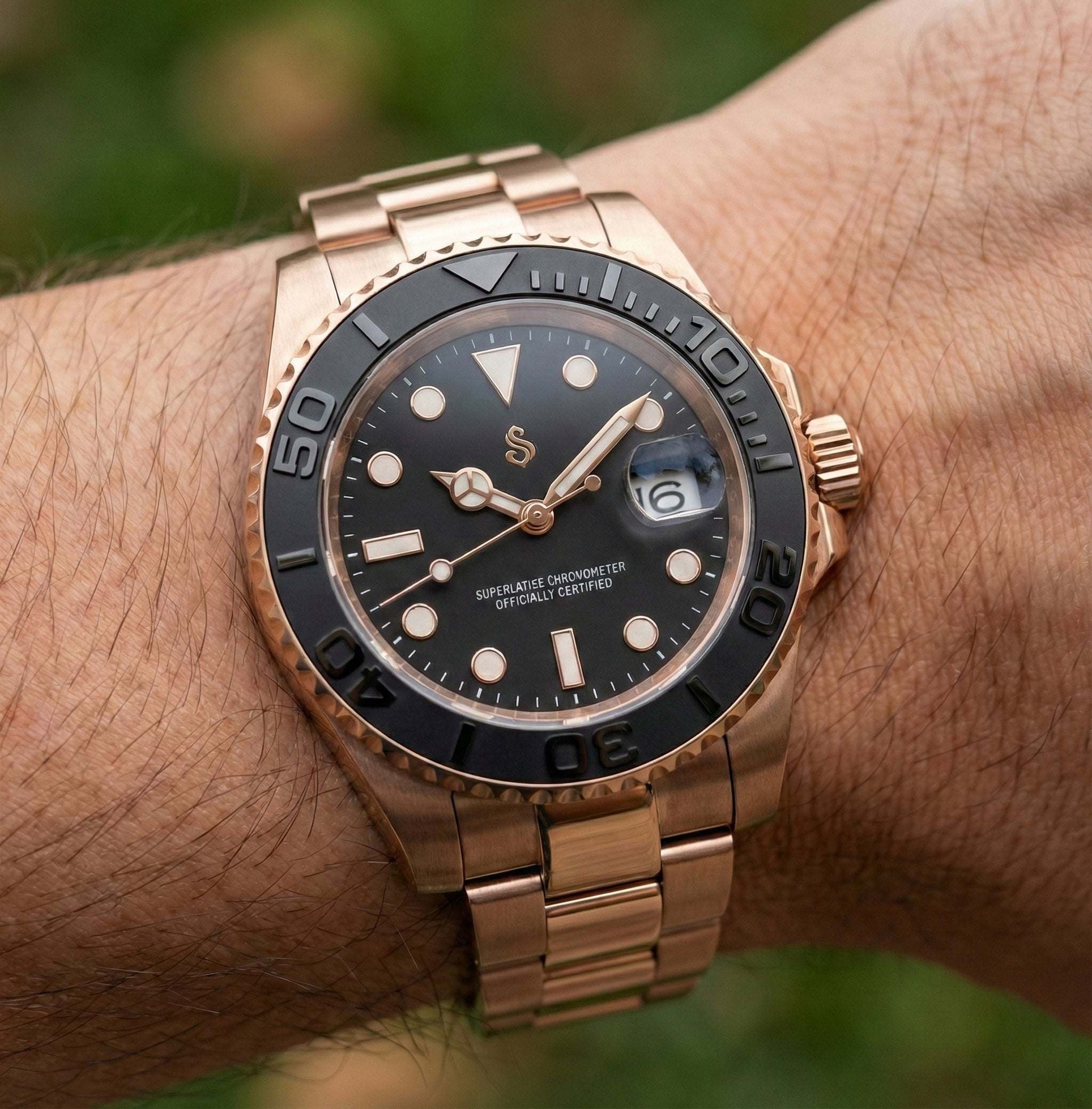 Seikmaster Black Rose Gold Diver Modtime luxury modded Seiko watch with rose gold accents and sapphire crystal