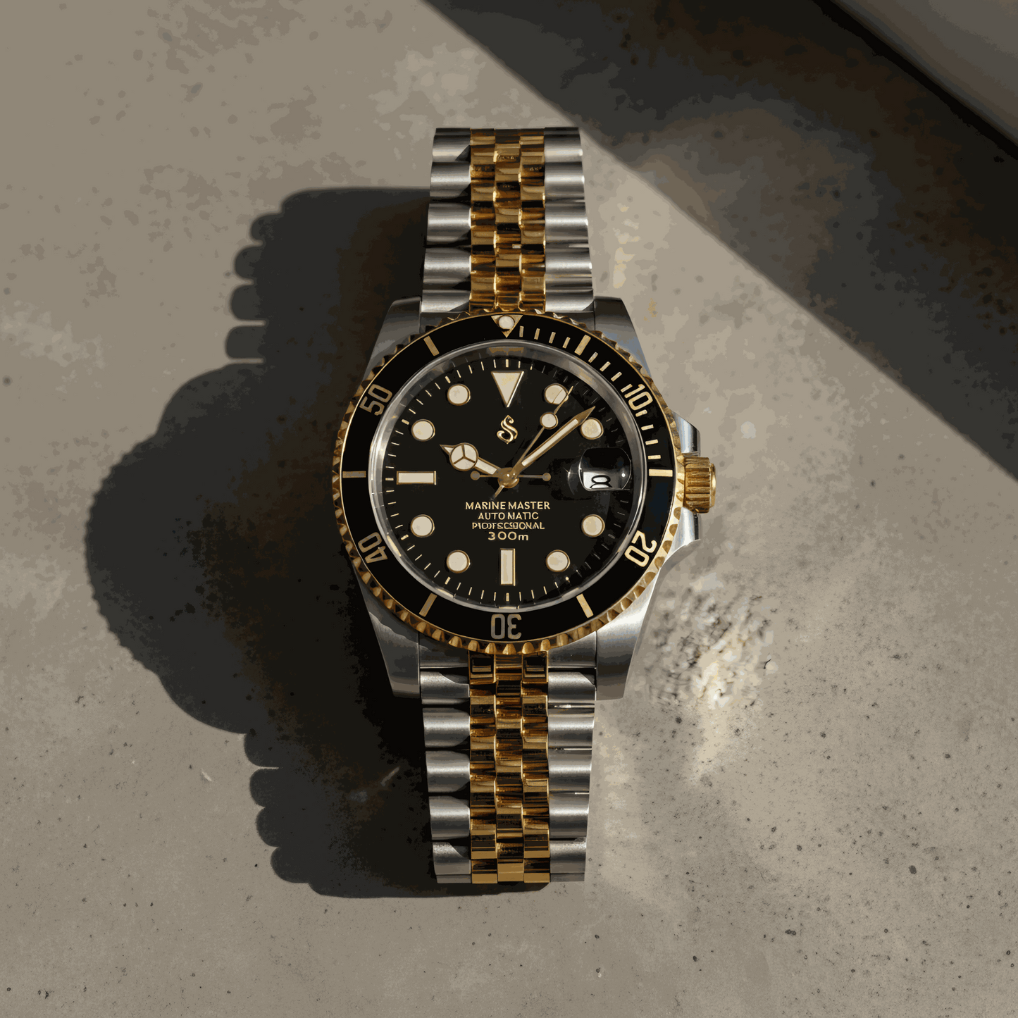 SeikMariner Black Gold two-tone Seiko Mod luxury diver watch with NH35 movement and sapphire crystal