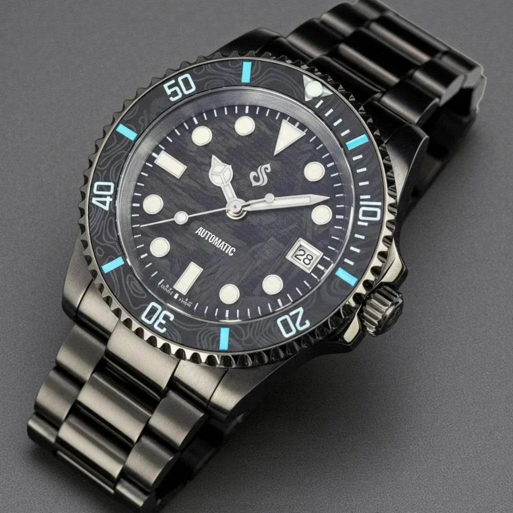 SeikMariner 40mm carbon fiber dial Seiko mod diver watch with Japanese NH35 automatic movement and stainless steel case