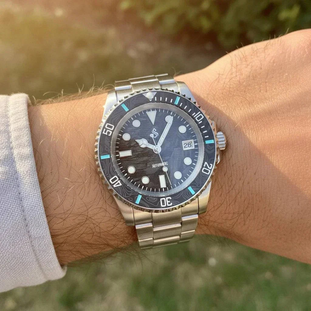 SeikMariner 40mm Carbon Fiber Dial Stealth Diver Mod by Modtime with Japanese NH35 automatic movement and sapphire crystal