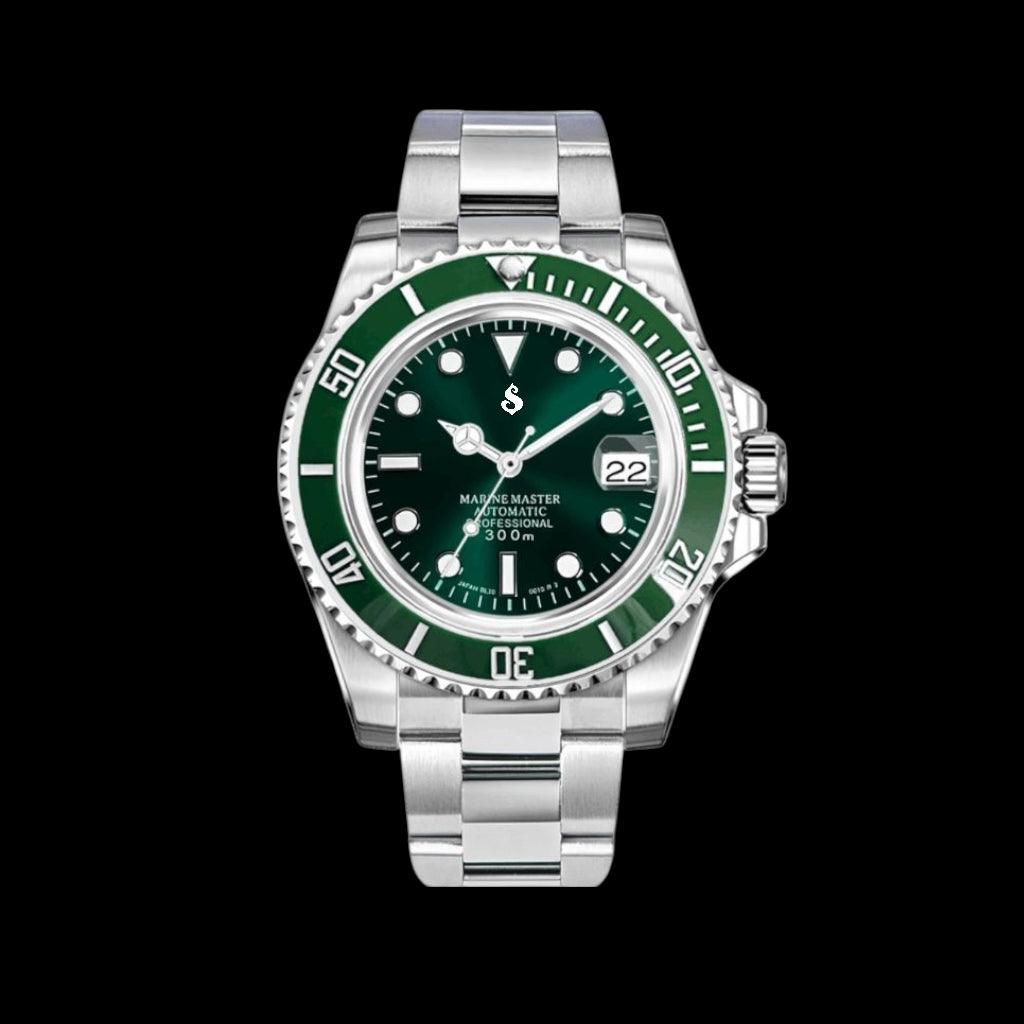 Seiko Mod SubMariner Homage Green Hulk: Precision and Style.