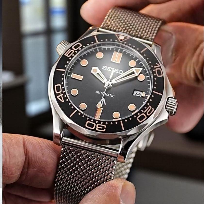 S Mod Master Homage Black Dial: Dive into Classic Style - MODTIME
