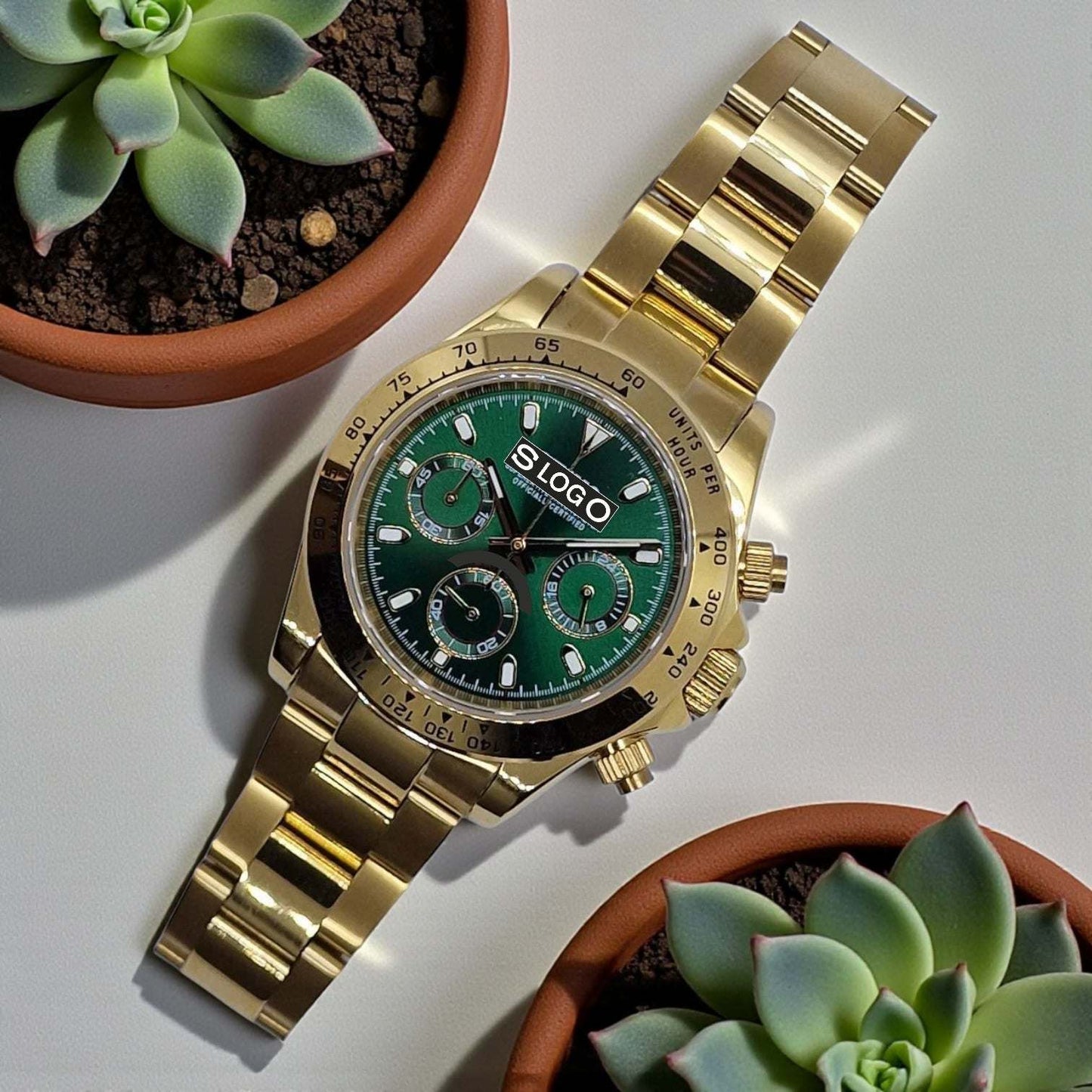 S Mod Seitona Gold case with green dial - Modtime - MODTIME