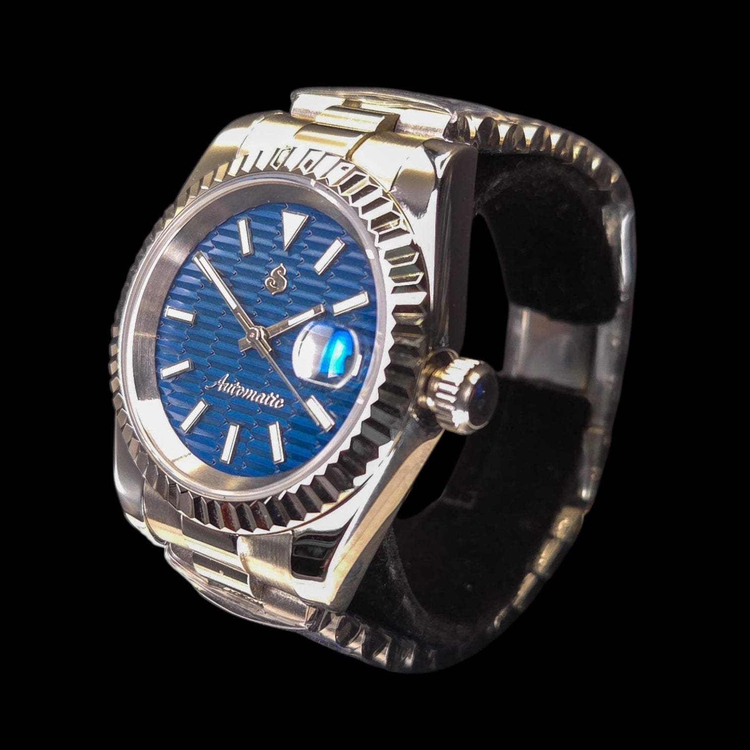 SeikJust Date Window Blue Ripple Motif Dial Mod - Modtime - MODTIME