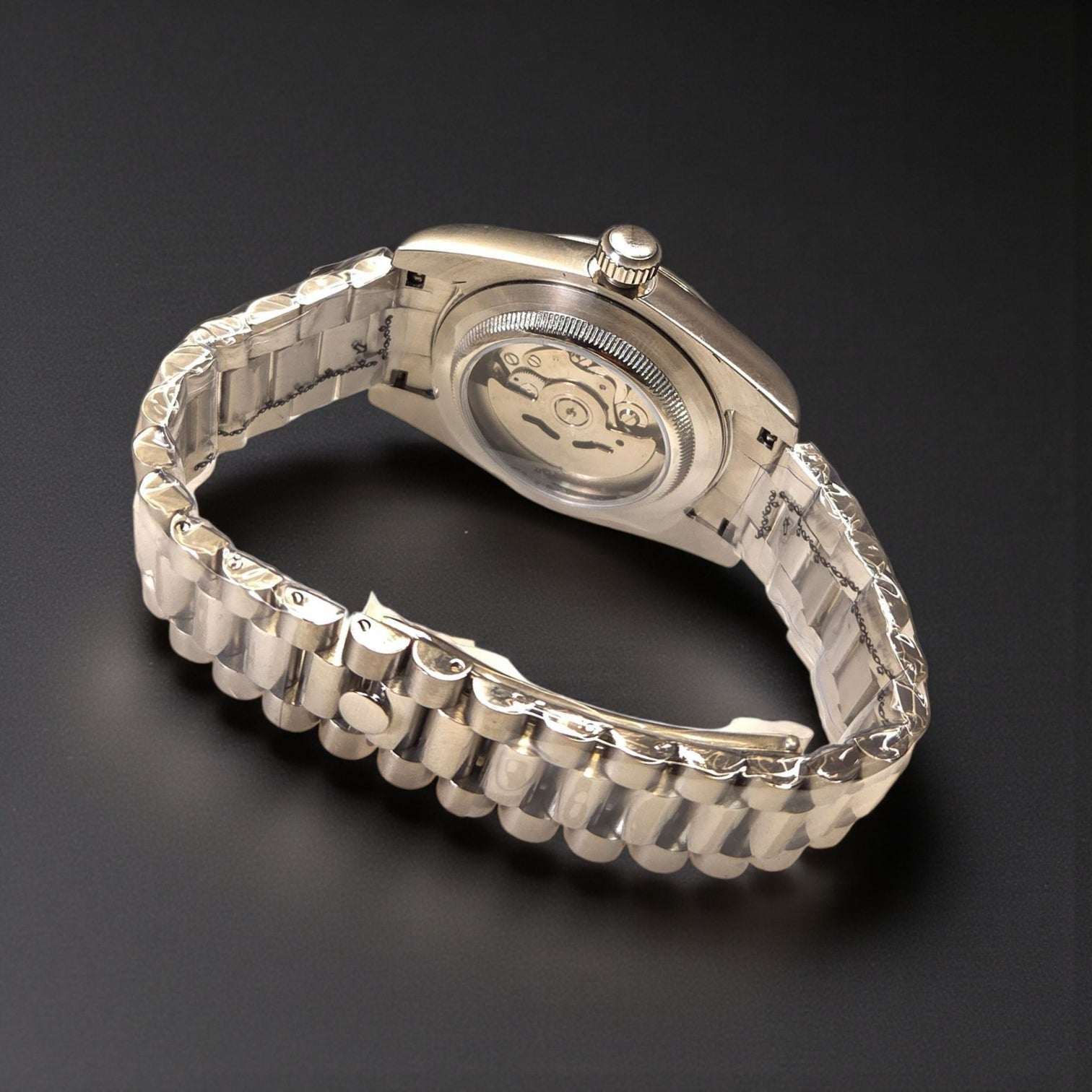 SeikJust Date Window Blue Ripple Motif Dial Mod - Modtime - MODTIME