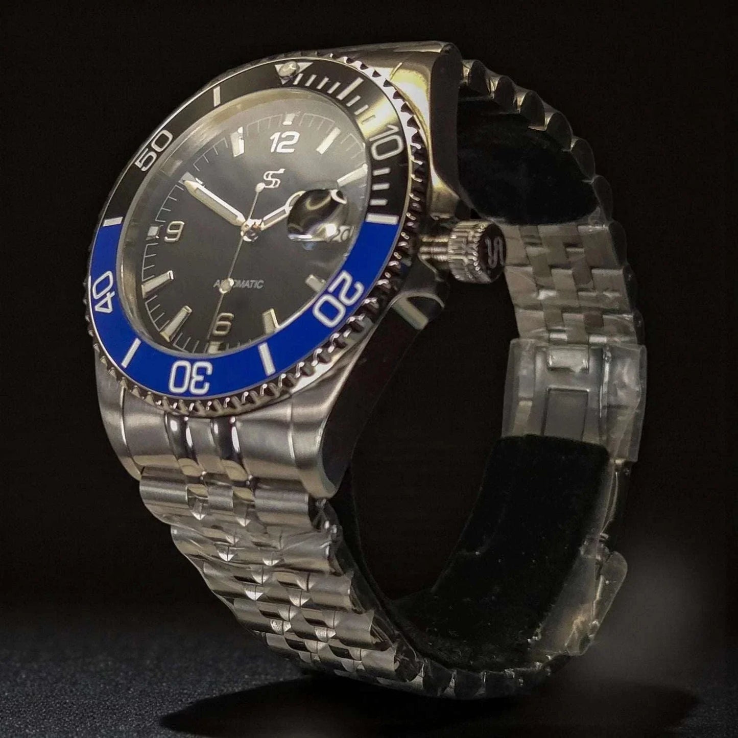 Seiko Mod Submariner Black Dial 42 MM "Batman" diving watch at Modtime Creations 