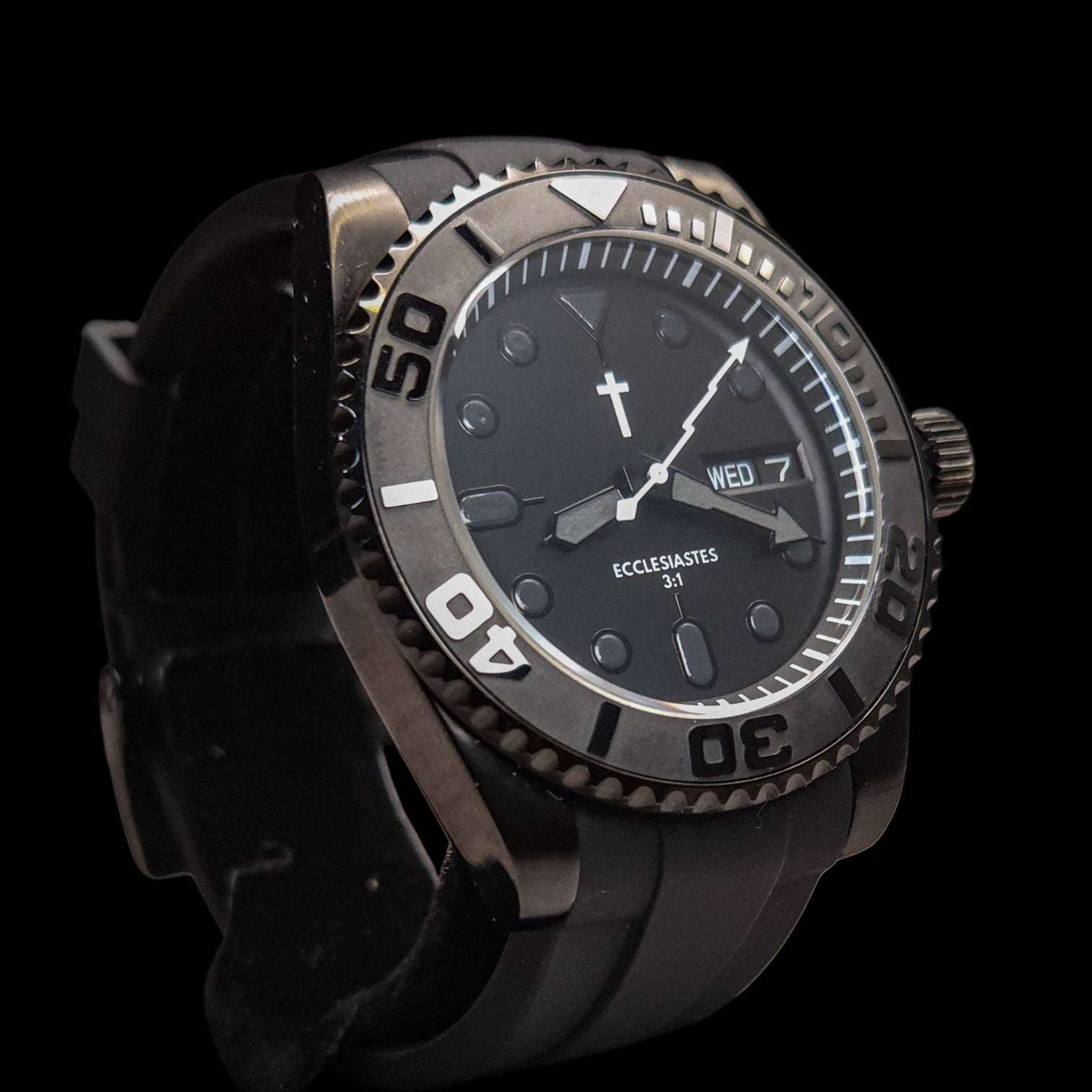 セイコーMODダイバーズ Seiko Mod Watches Yacht Diver Black Stealth Dial - Modtime – MODTIME