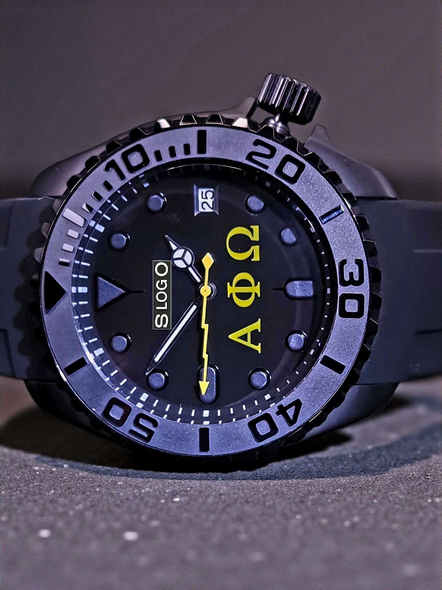 SeikMaster Black Stealth Diver Mod Series - Modtime - MODTIME