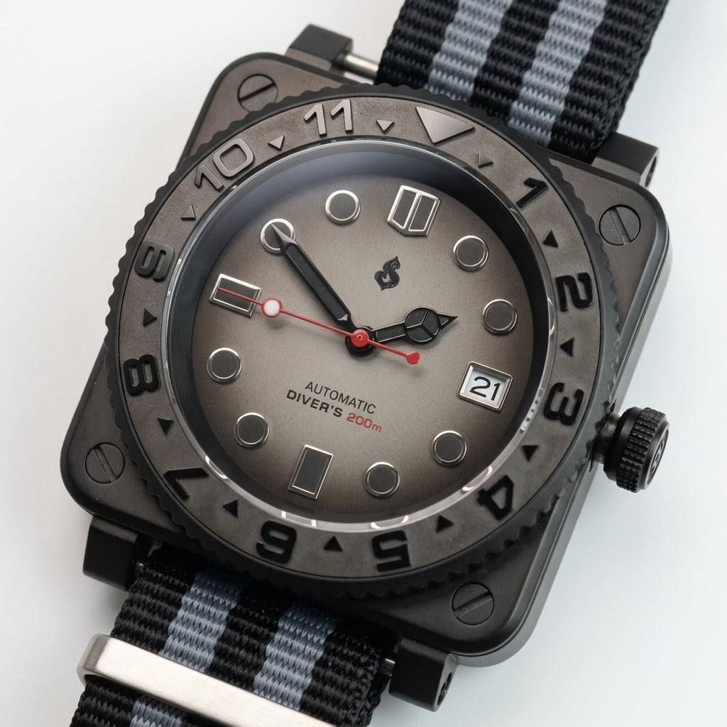 seiko mod square 44 mm submariner Military Diver watch from Modtime Creations 